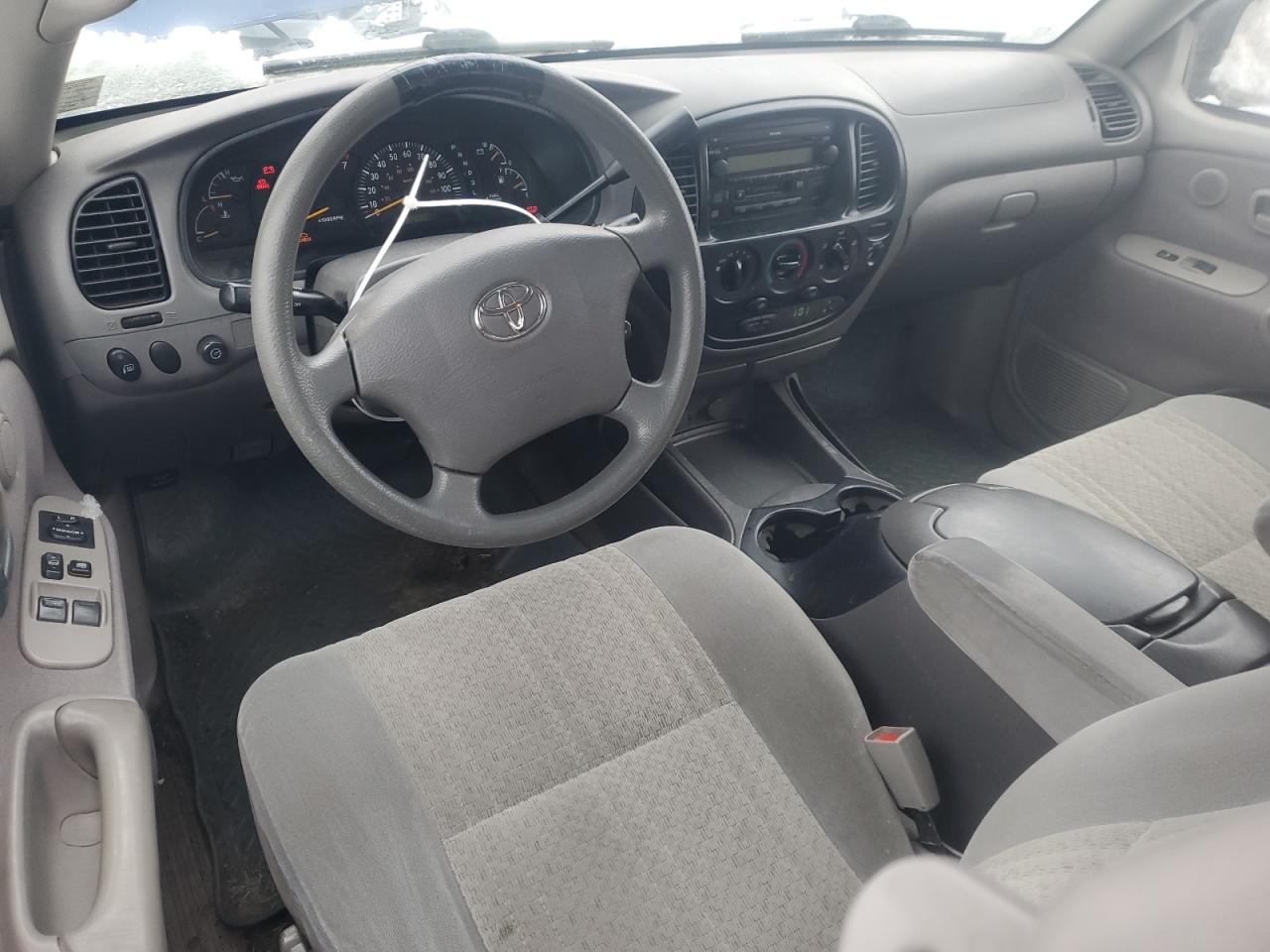 2003 Toyota Tundra - Image 8
