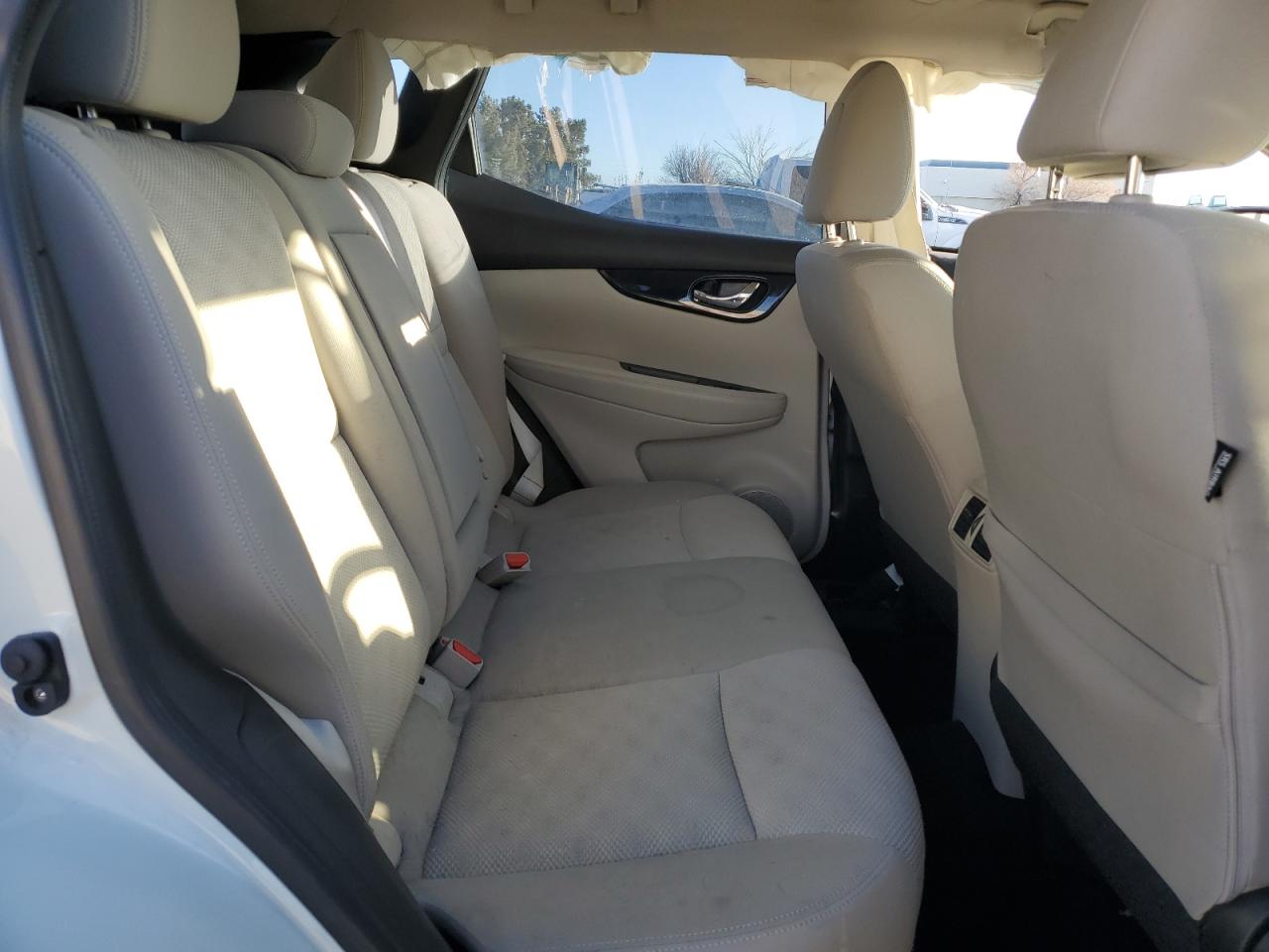 2019 Nissan Rogue - Image 12