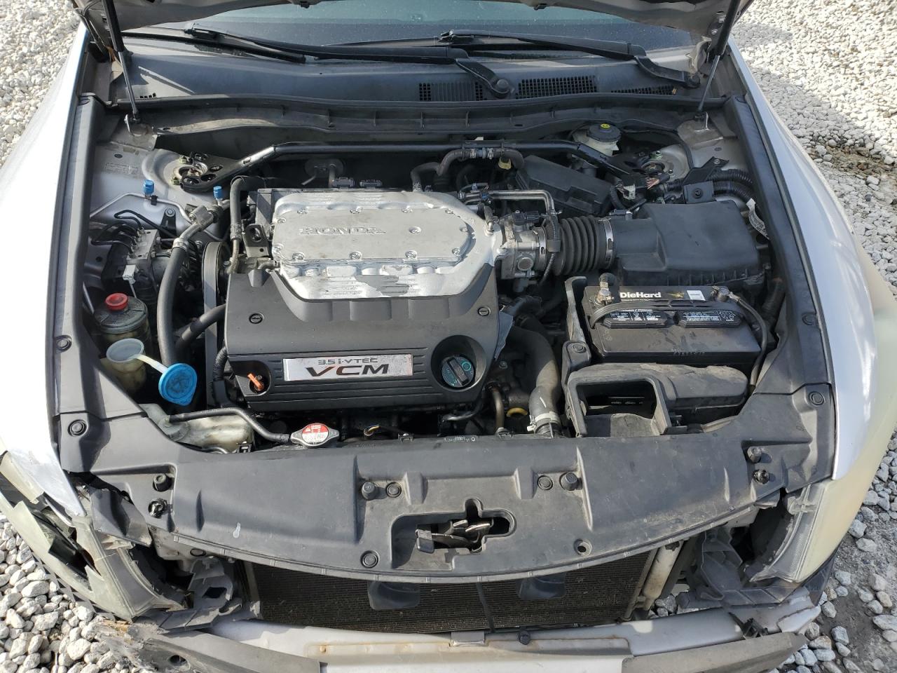 2010 Honda Accord - Image 11