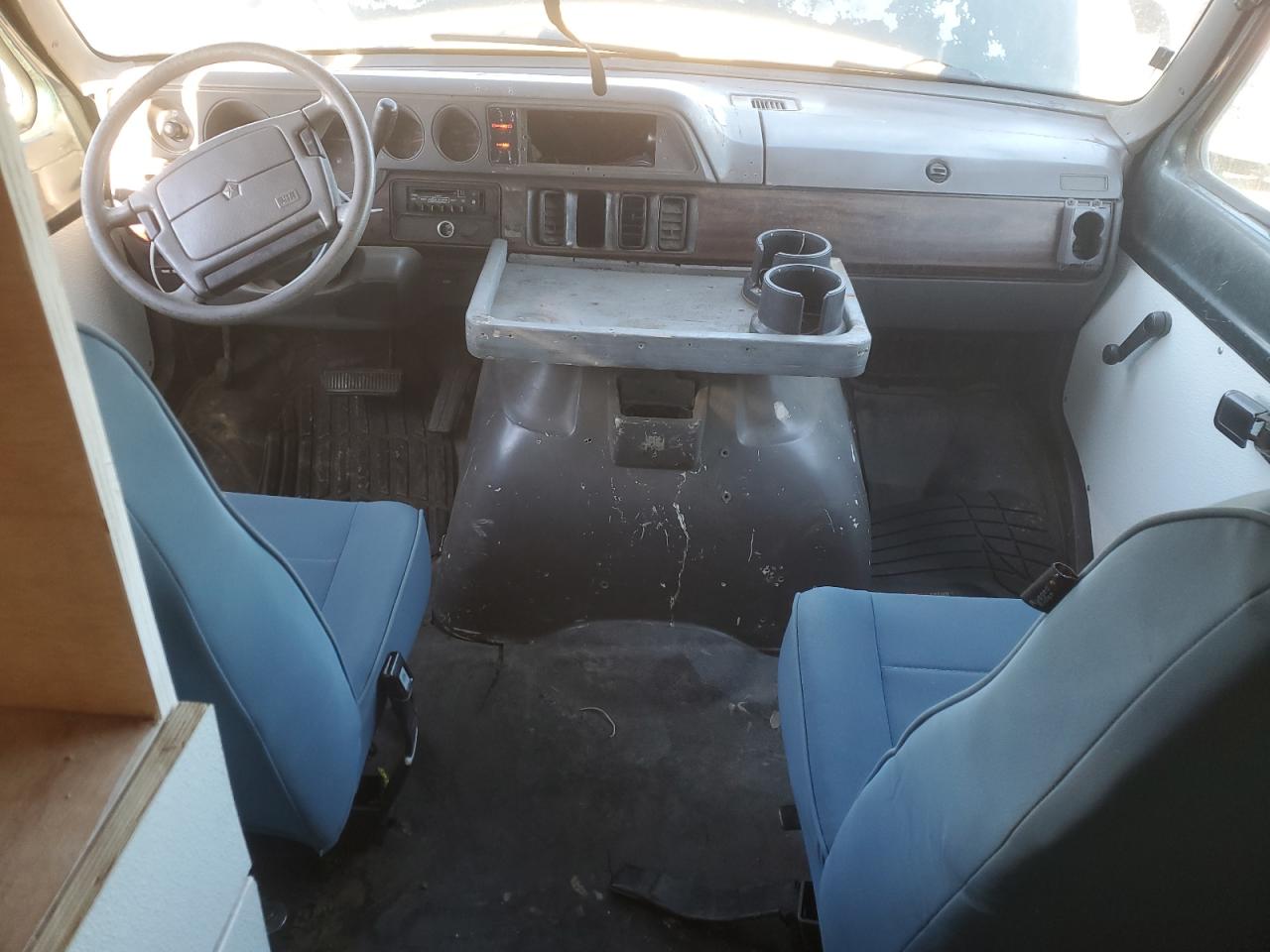 1997 Dodge RAM Van - Image 8