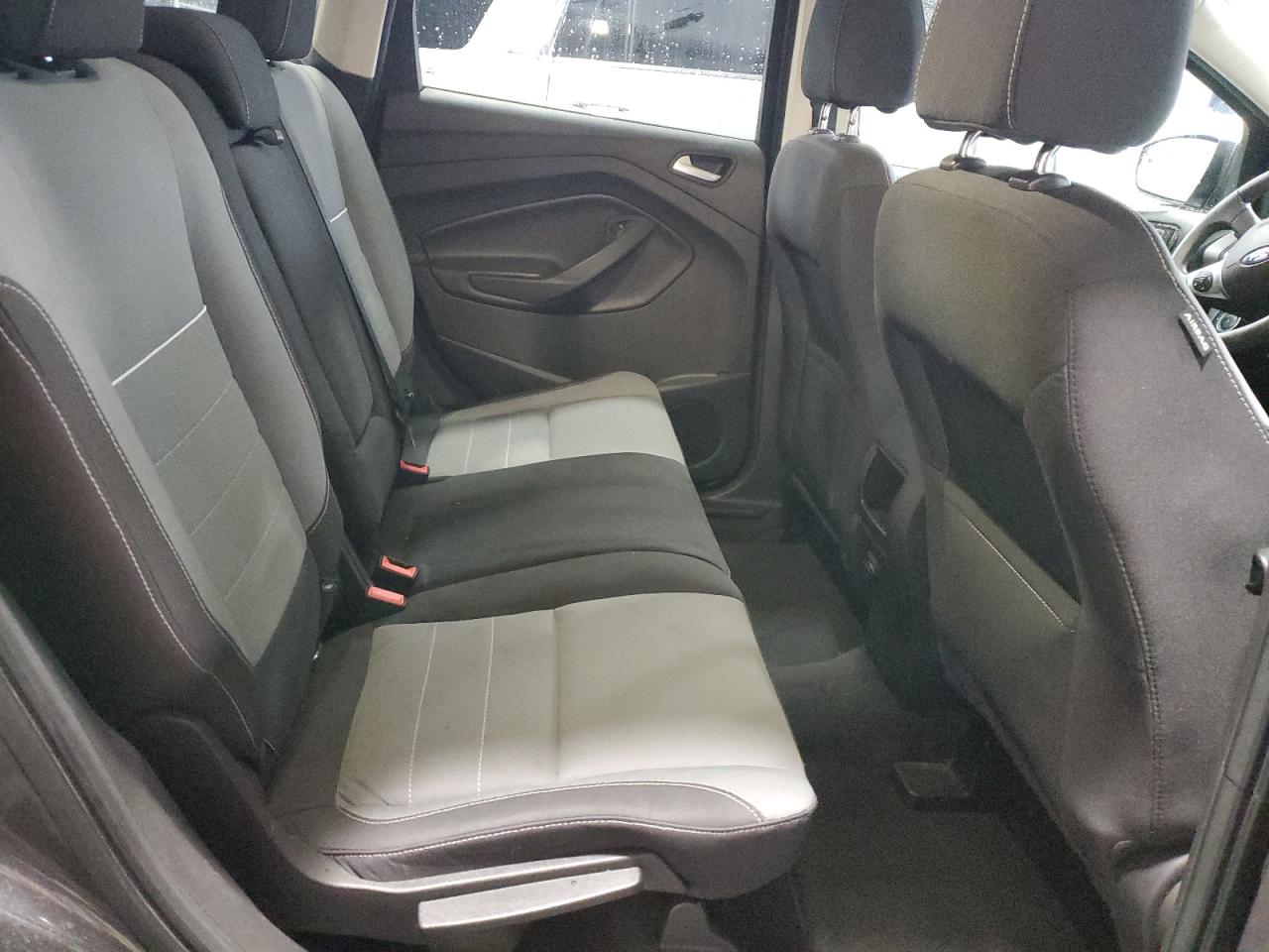 2015 Ford Escape - Image 10