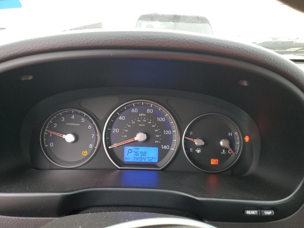 2012 Hyundai Santa Fe - Image 9