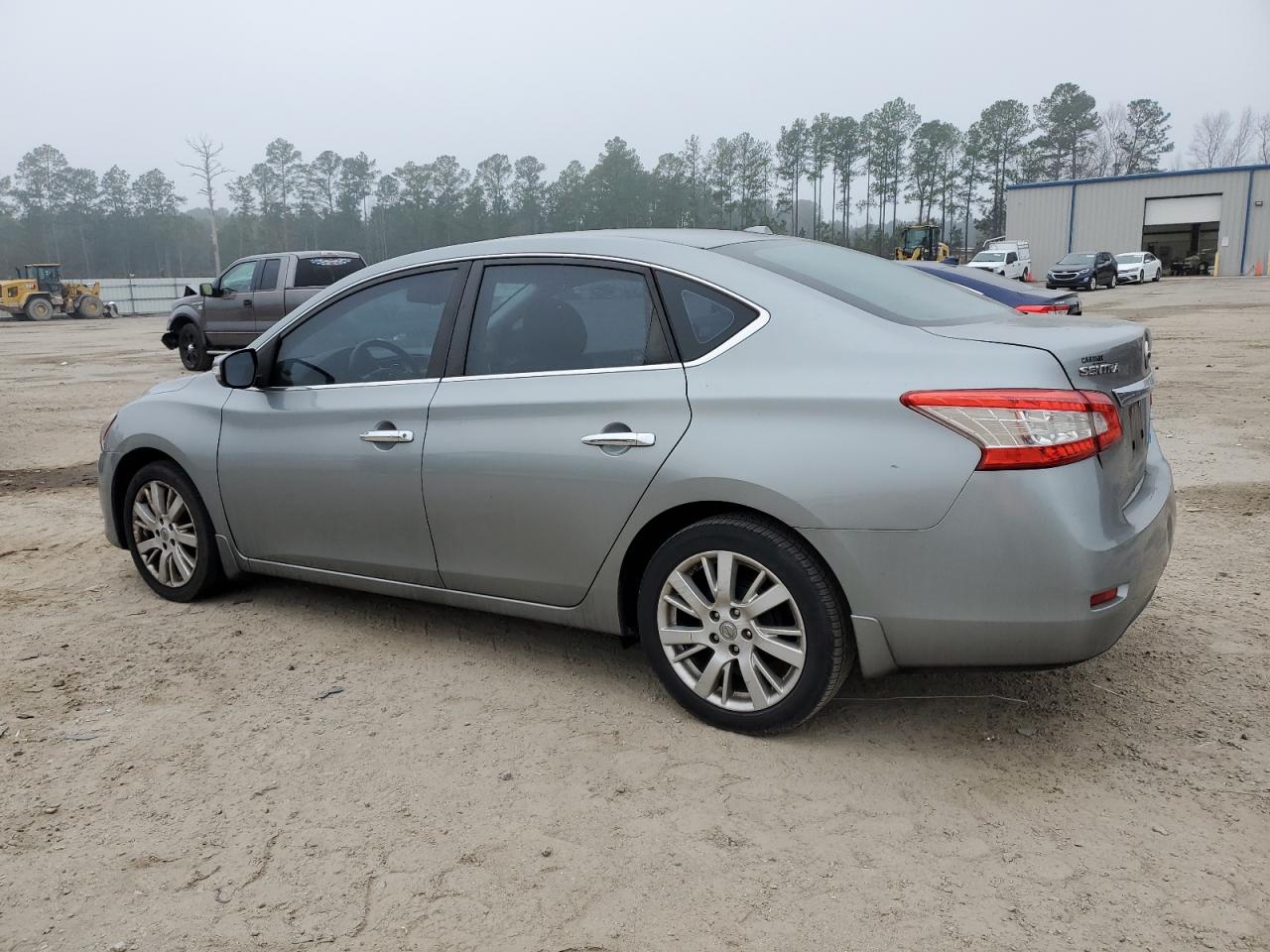 2013 Nissan Sentra - Image 2