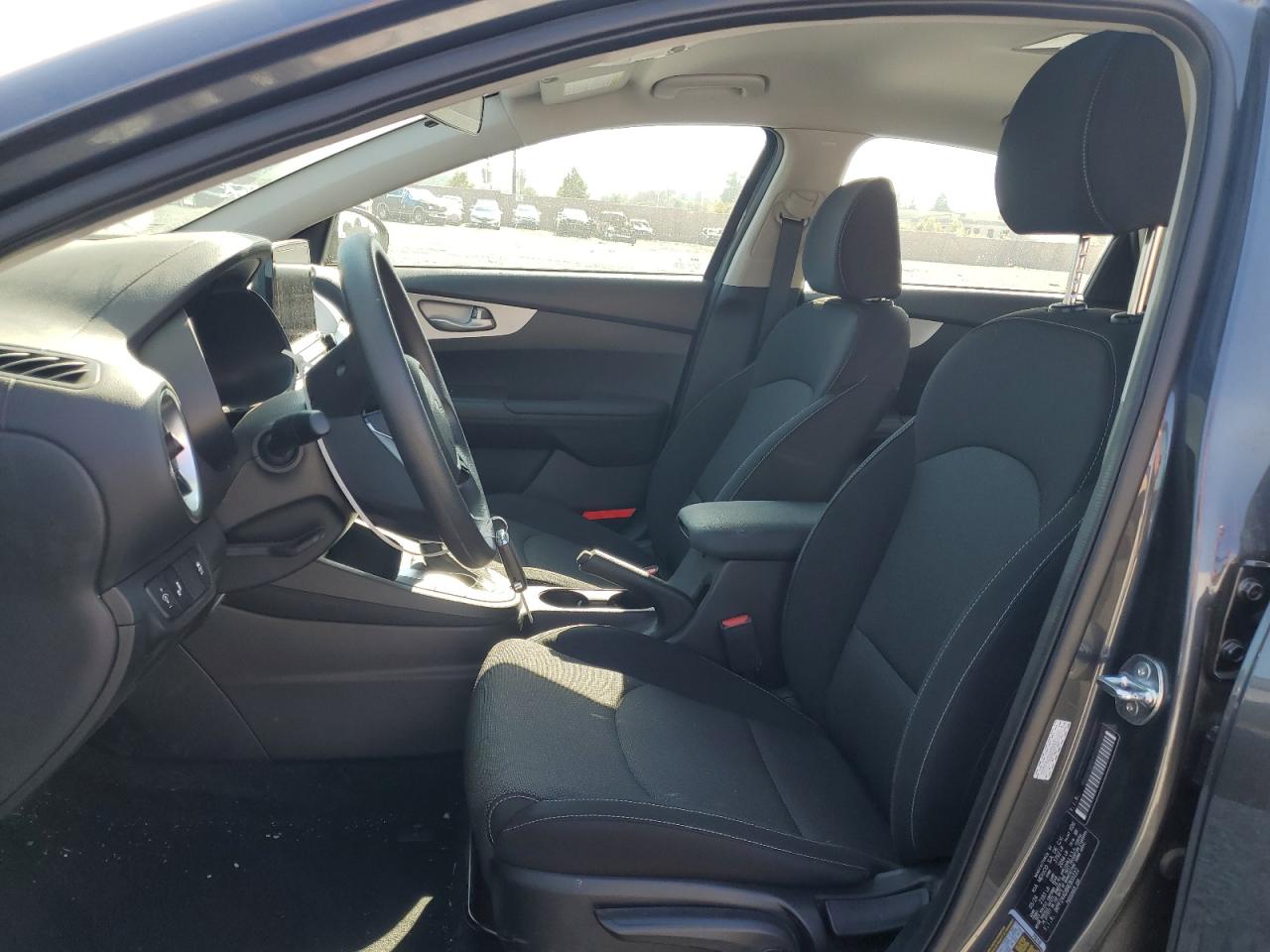 2024 Kia Forte - Image 7
