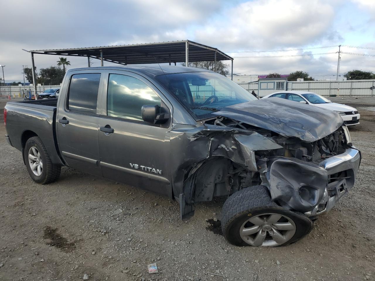 2009 Nissan Titan - Image 4