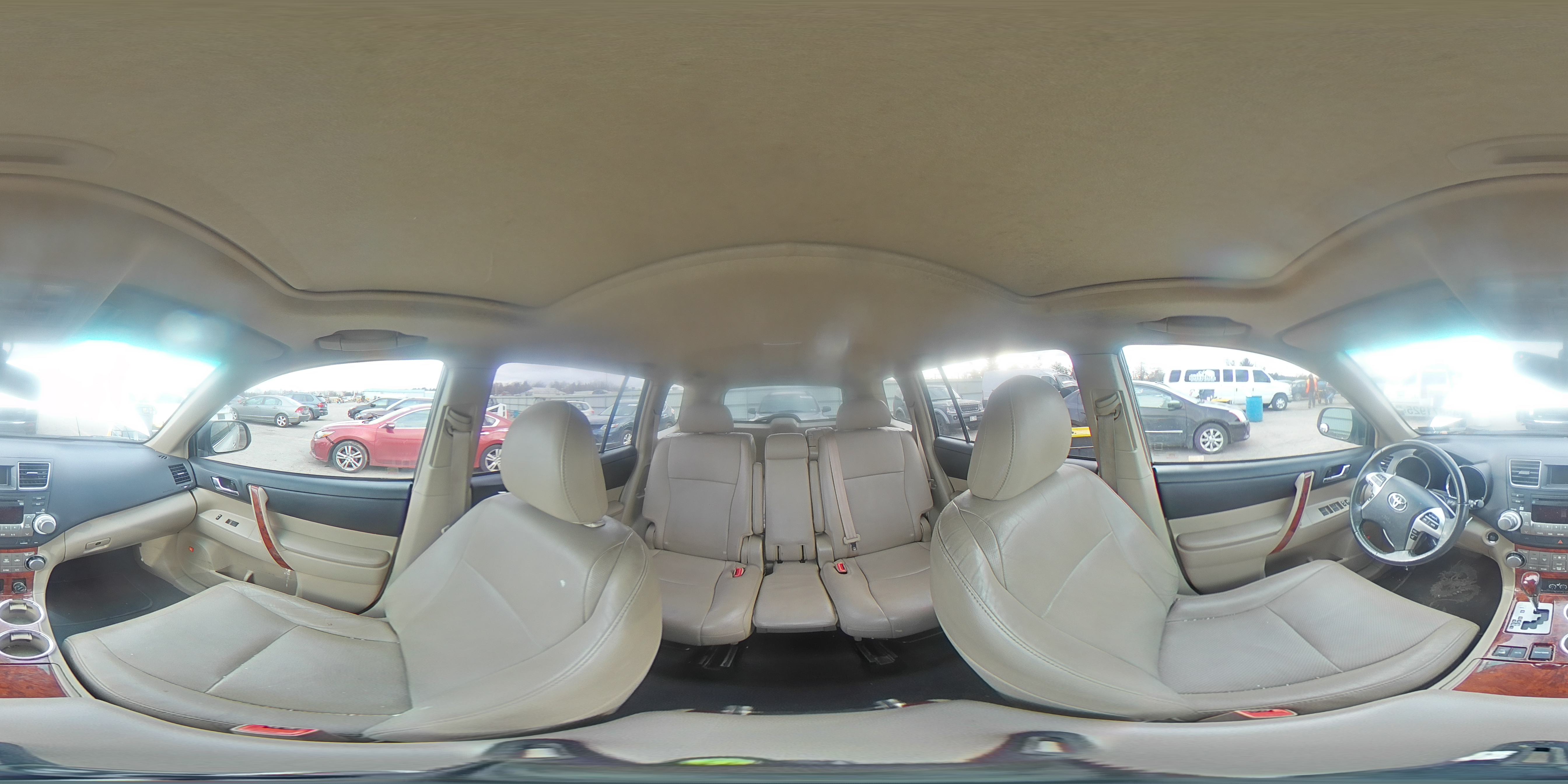 2012 Toyota Highlander - Image 13