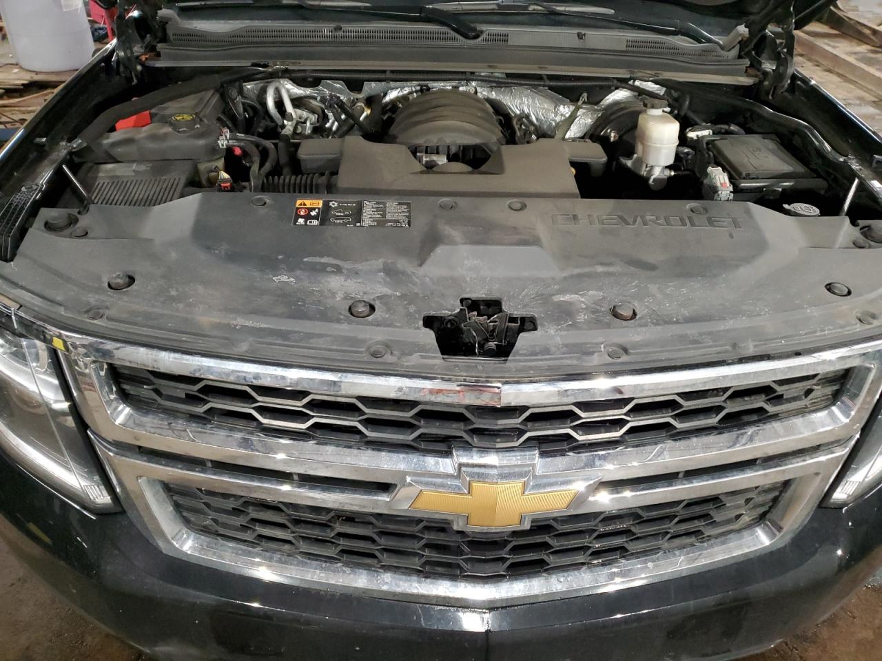 2015 Chevrolet Suburban - Image 11