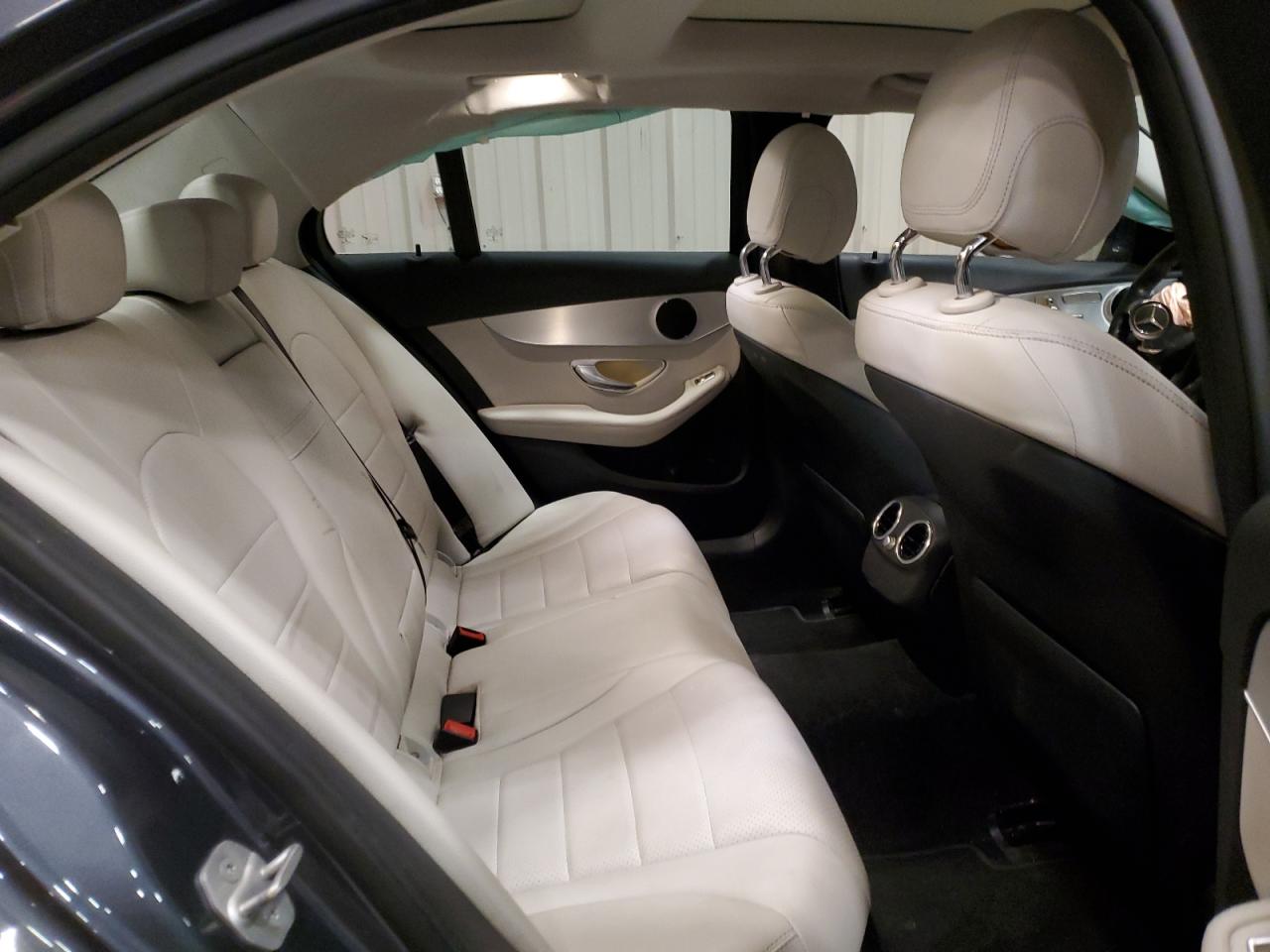 2016 Mercedes-Benz C-klasse - Image 10
