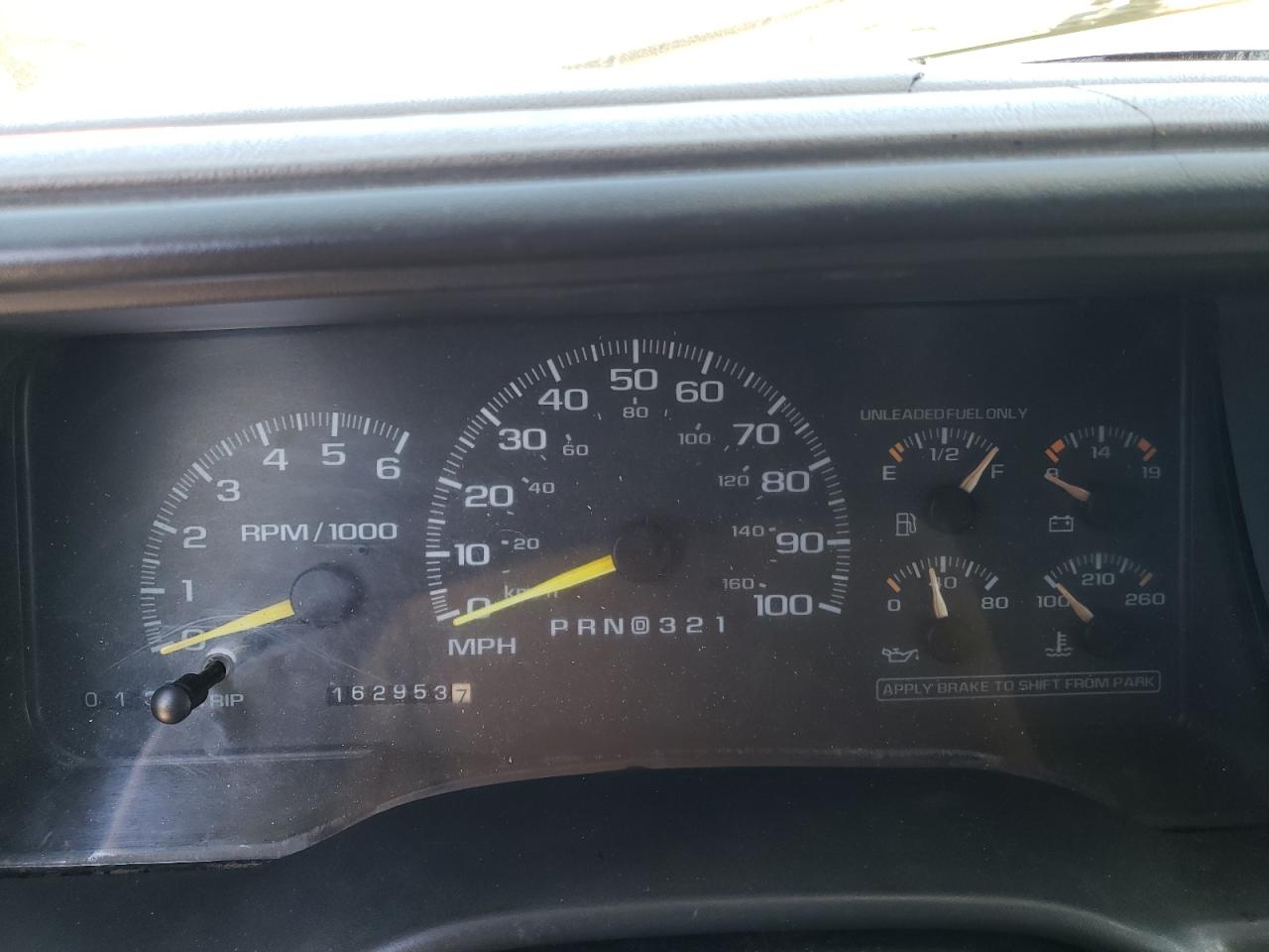 1998 Chevrolet Gmt-400 C1500 VIN: 2GCEC19M8W1256621 Lot: 46995015