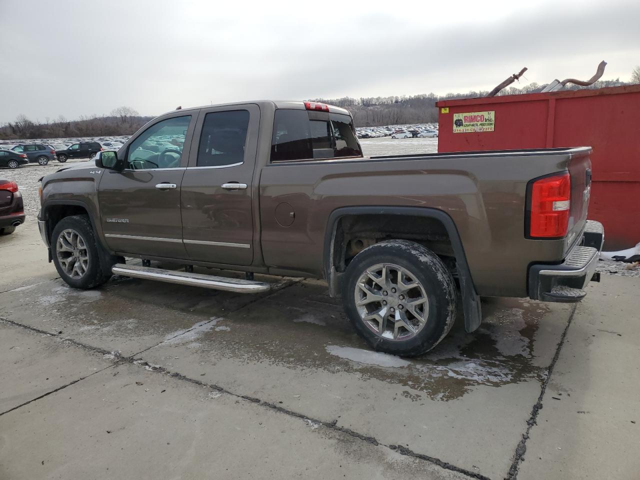 2015 GMC Sierra - Image 2