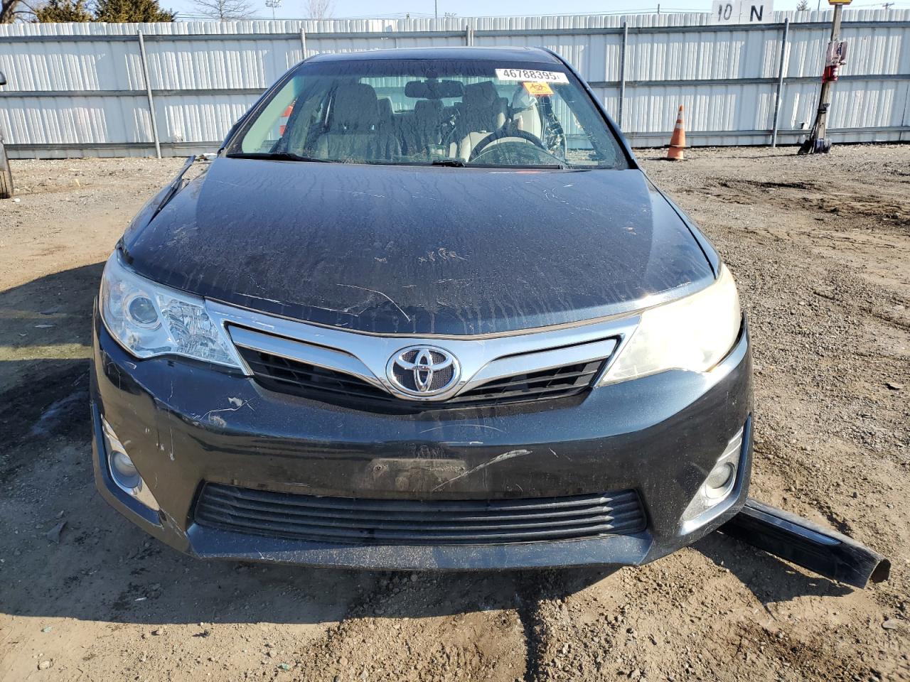2014 Toyota Camry - Image 5