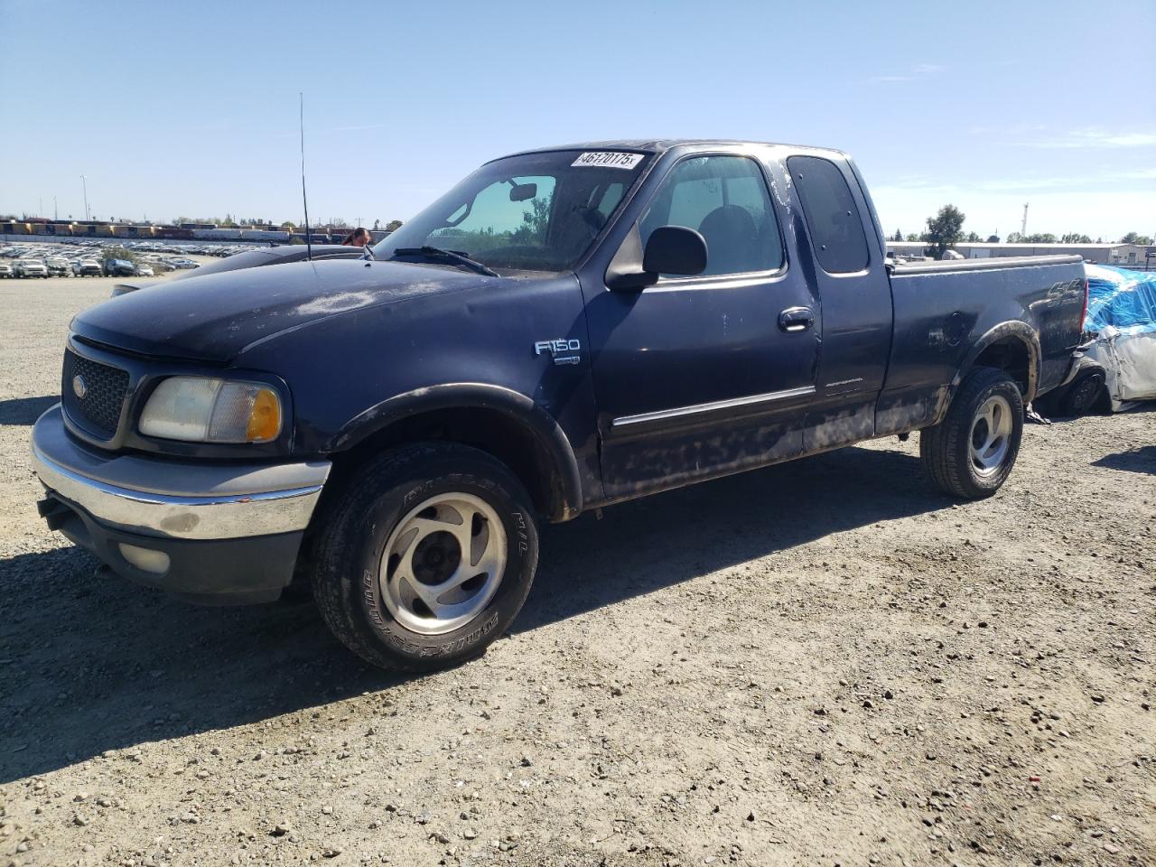 Antelope, CA에서 판매 중인 2000 Ford F150 - Side