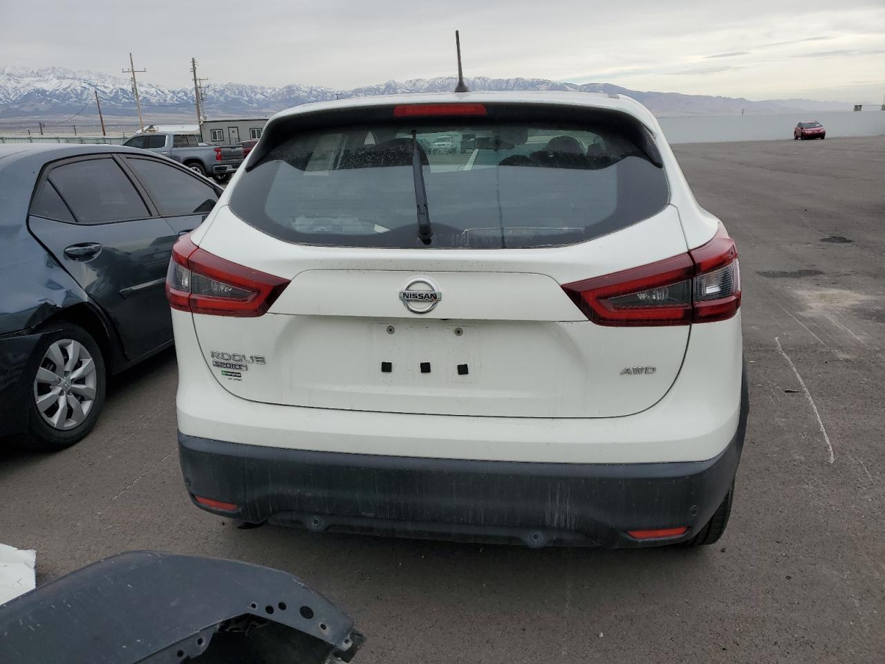 2021 Nissan Rogue - Image 6