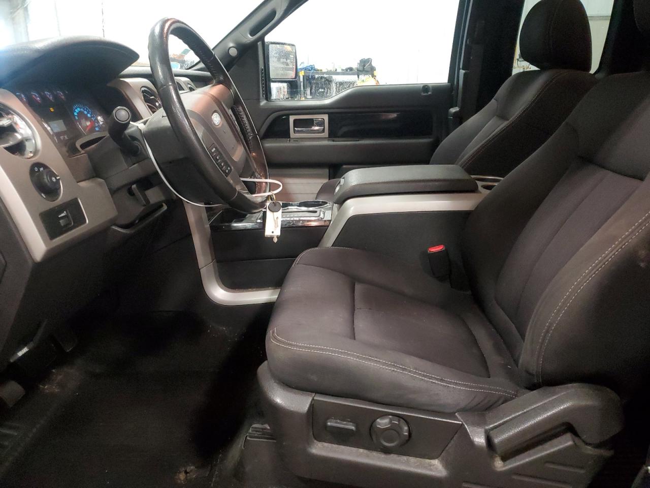 2010 Ford F-150 - Image 7