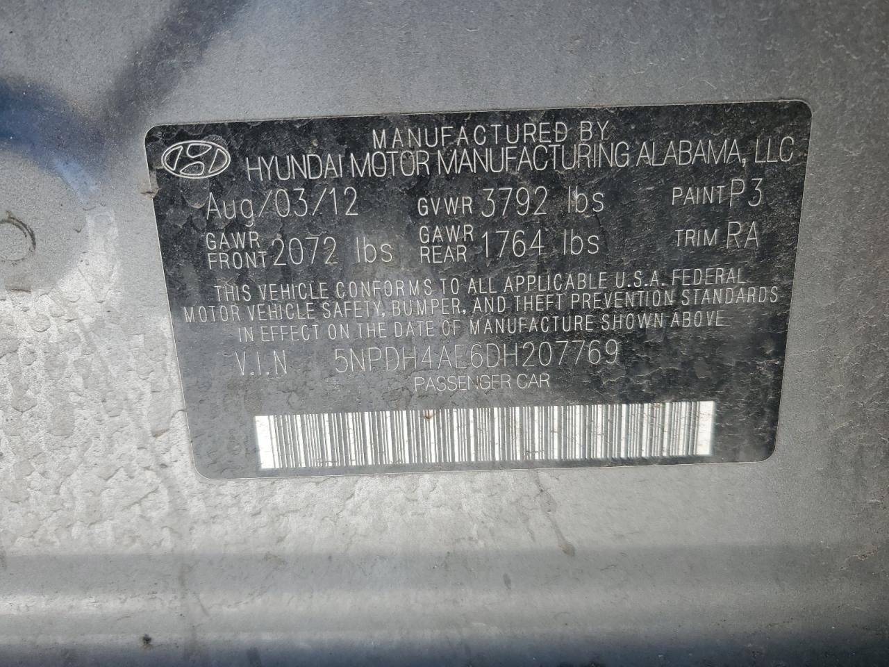 2013 Hyundai Elantra - Image 13
