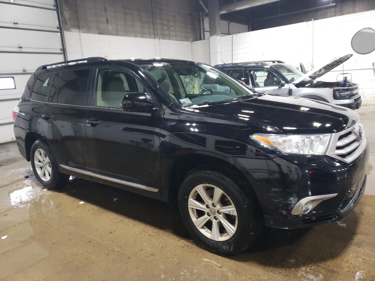 2013 Toyota Highlander - Image 4