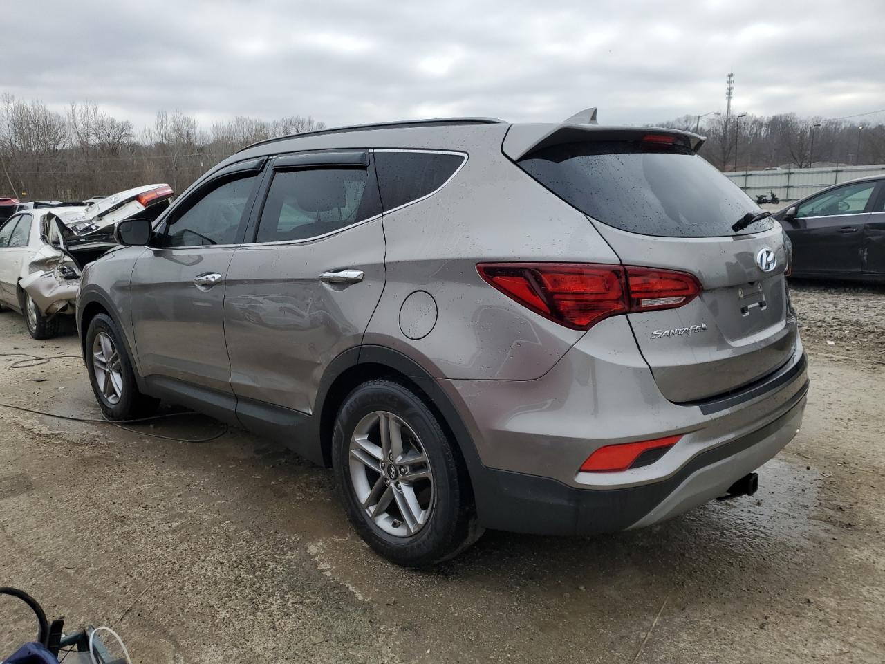 2018 Hyundai Santa Fe - Image 2