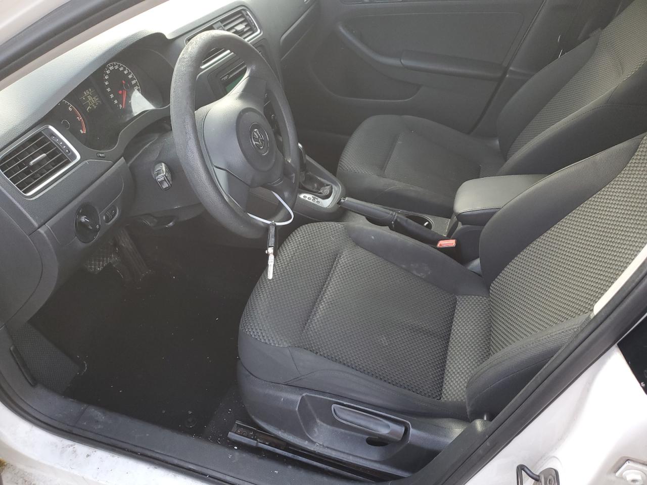 2014 Volkswagen Jetta - Image 7