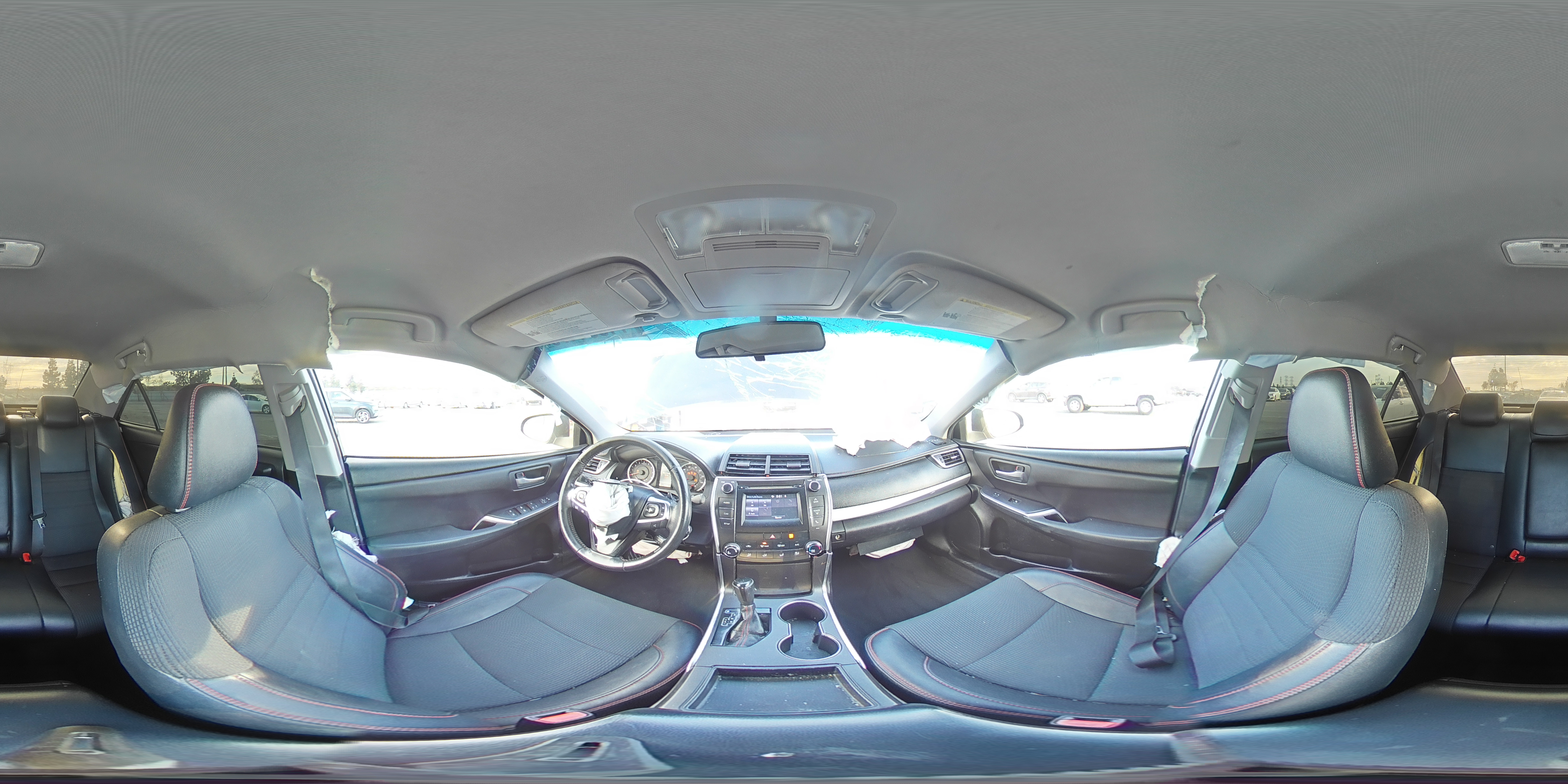 2016 Toyota Camry - Image 13