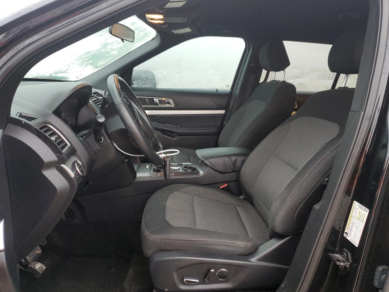 2017 Ford Explorer - Image 7
