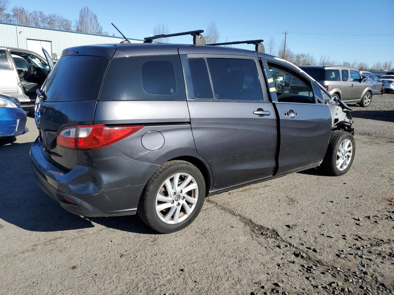 2015 Mazda 5 - Image 3
