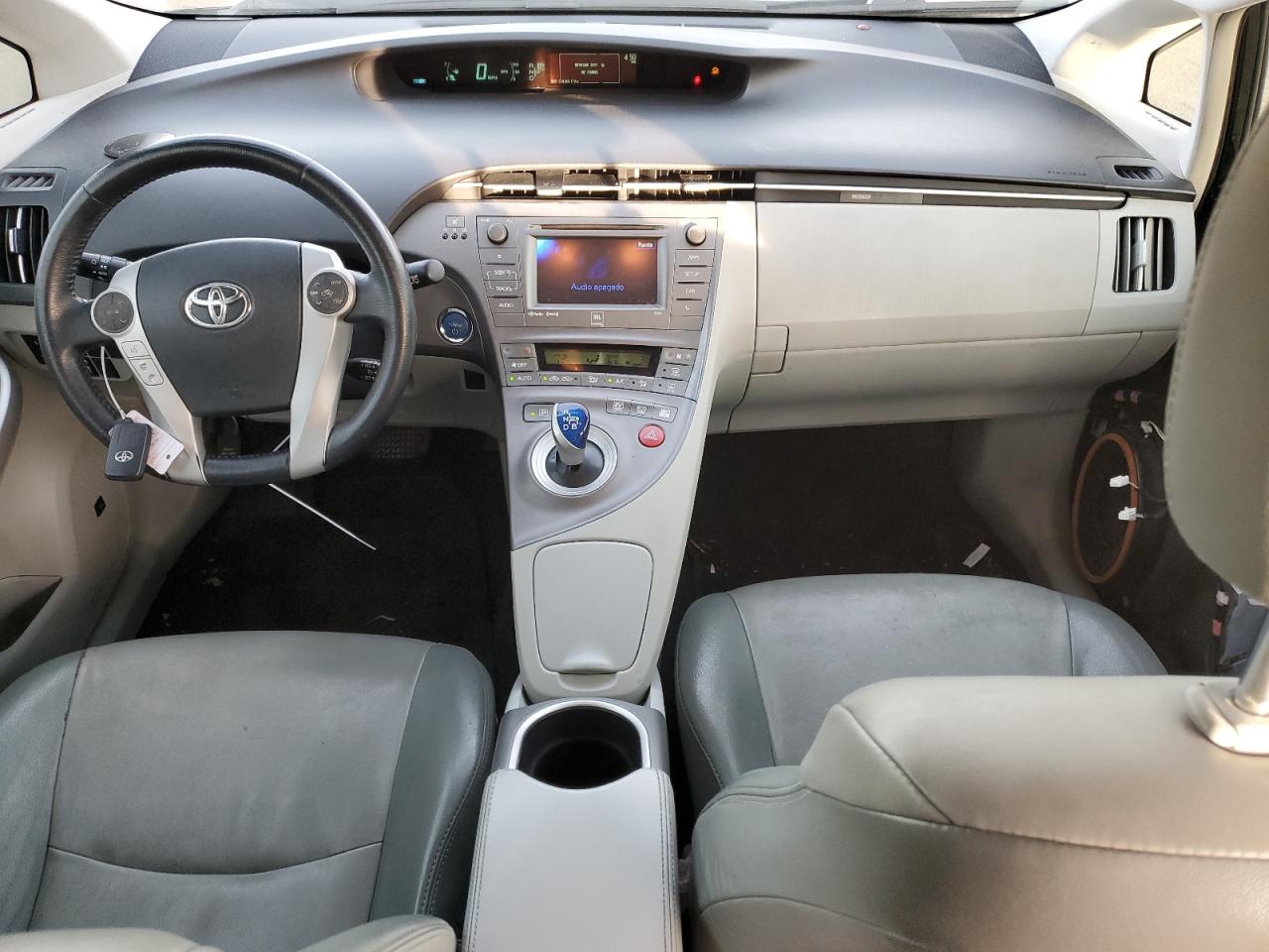 2014 Toyota Prius - Image 8