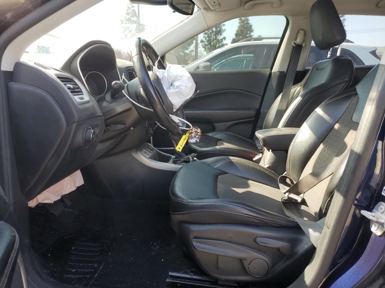 2020 Jeep Compass - Image 7