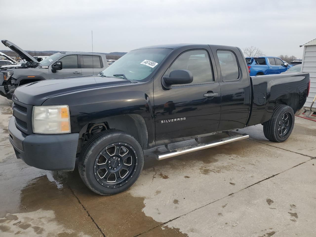 2011 Chevrolet Silverado - Image 1
