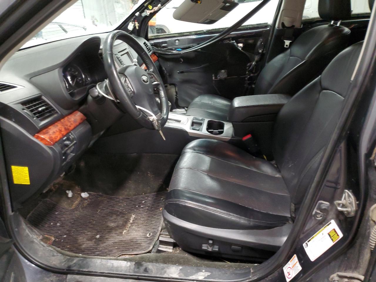 2012 Subaru Outback - Image 7