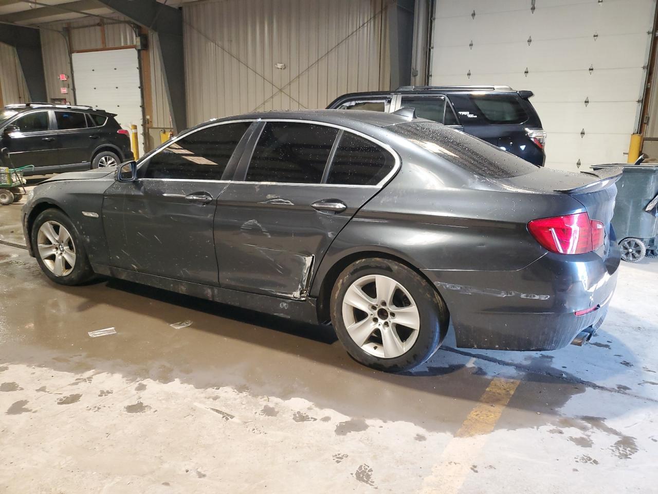 2012 BMW 5er - Image 2