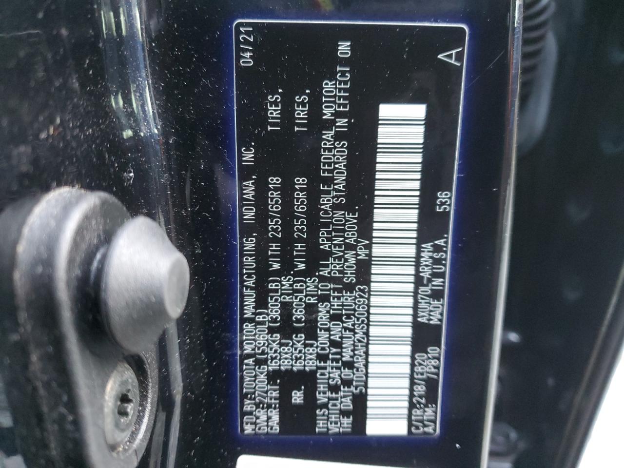 2021 Toyota Highlander - Image 14