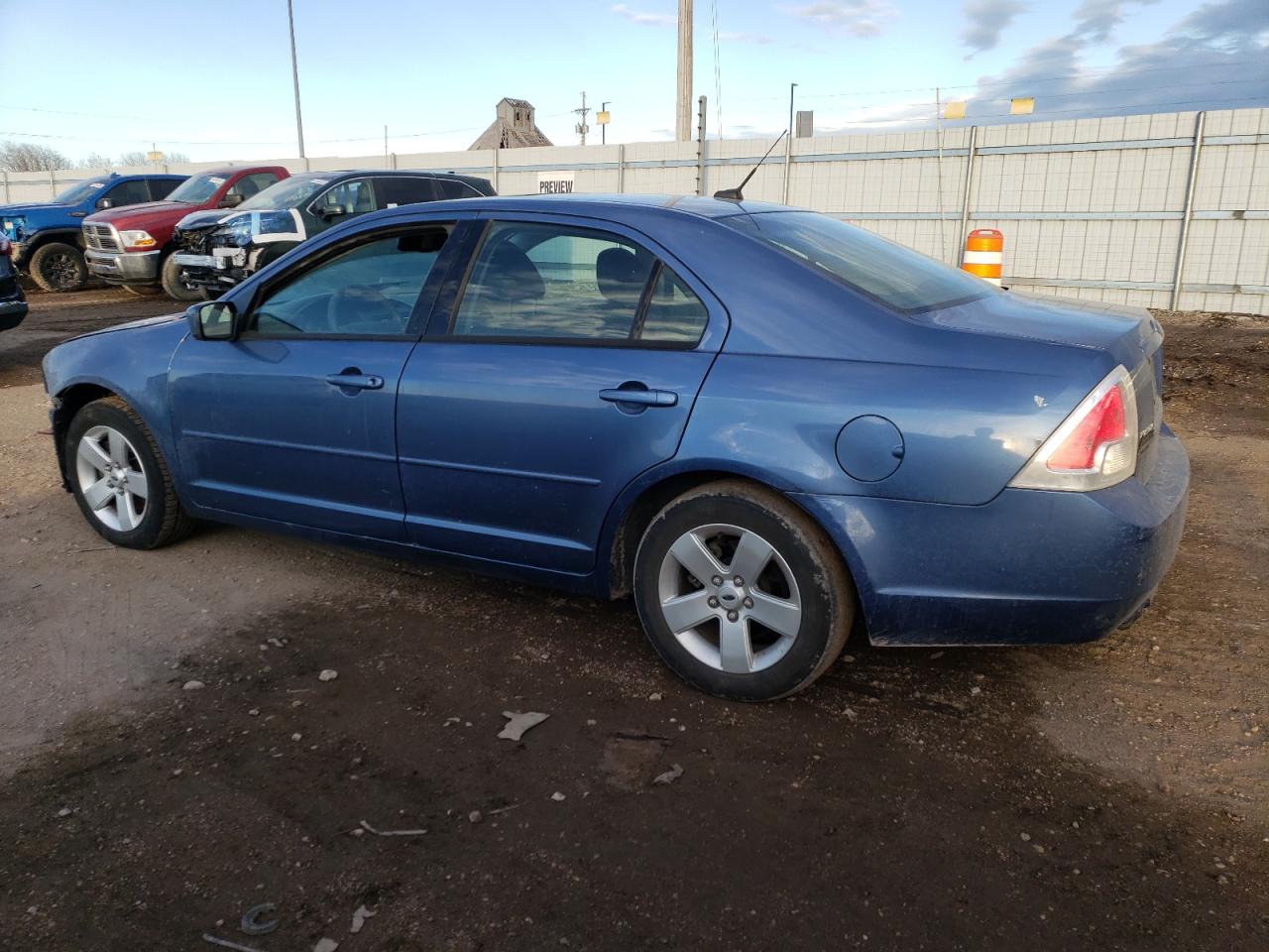 2009 Ford Fusion - Image 2