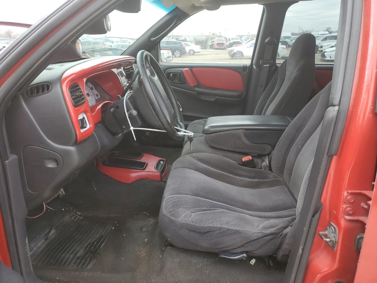 2000 Dodge Dakota - Image 7
