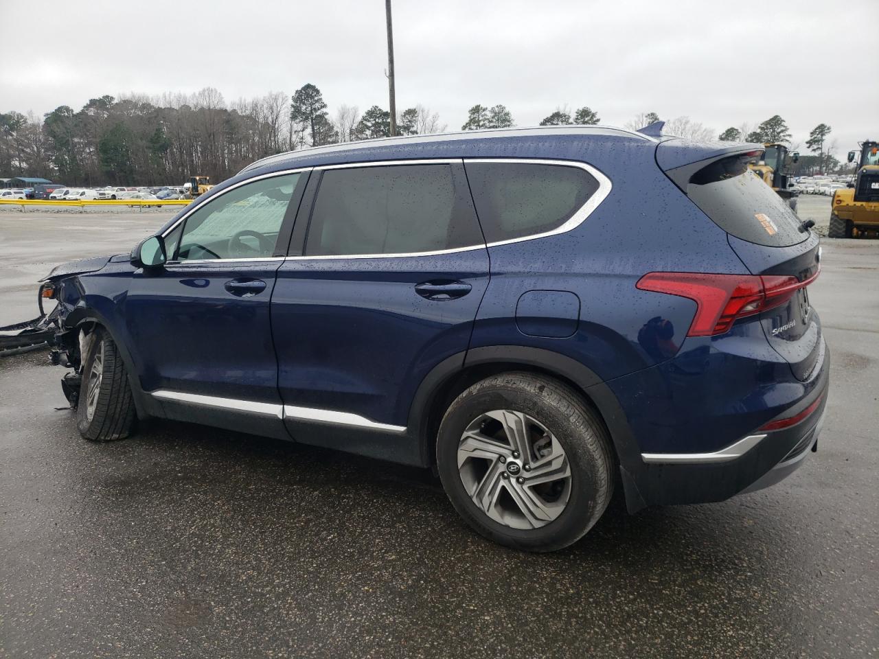 2022 Hyundai Santa Fe - Image 2