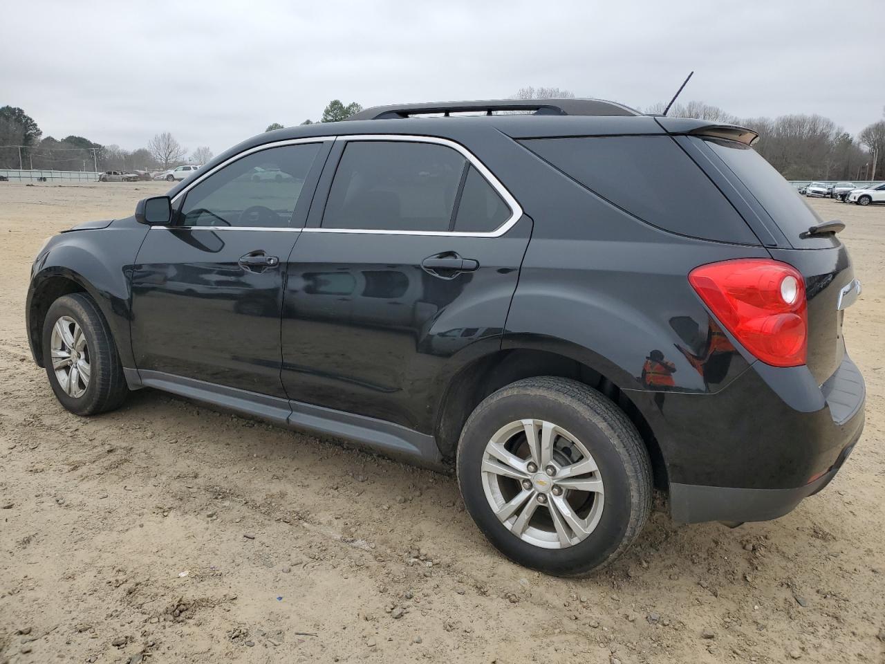 2015 Chevrolet Equinox - Image 2