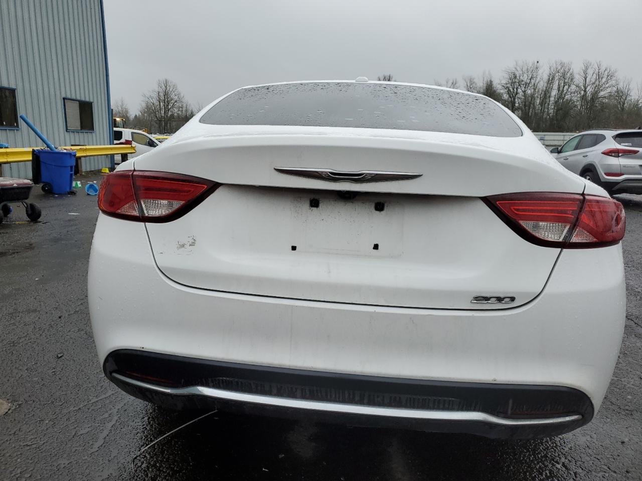 2015 Chrysler 200 - Image 6