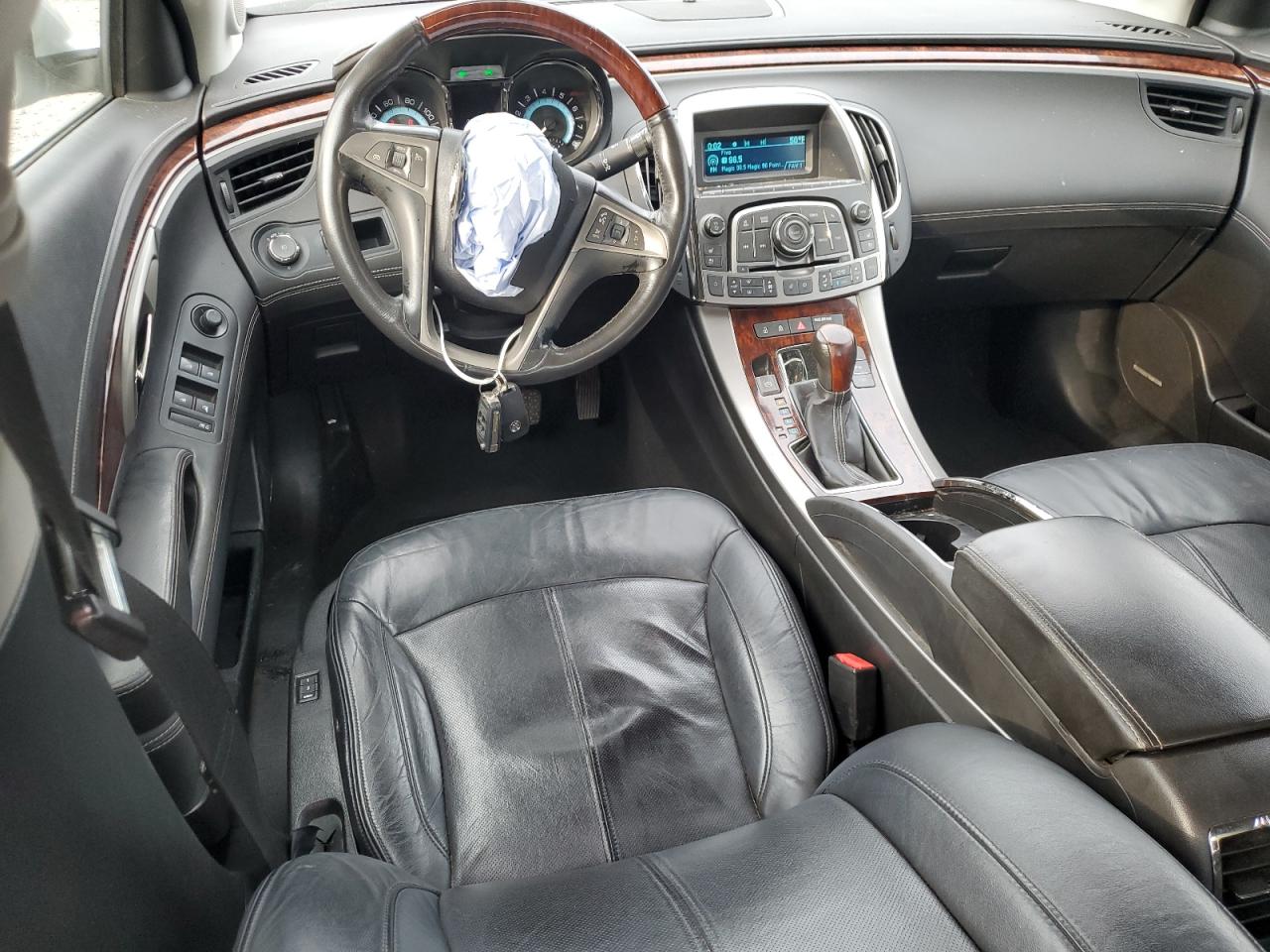 2011 Buick LaCrosse - Image 8