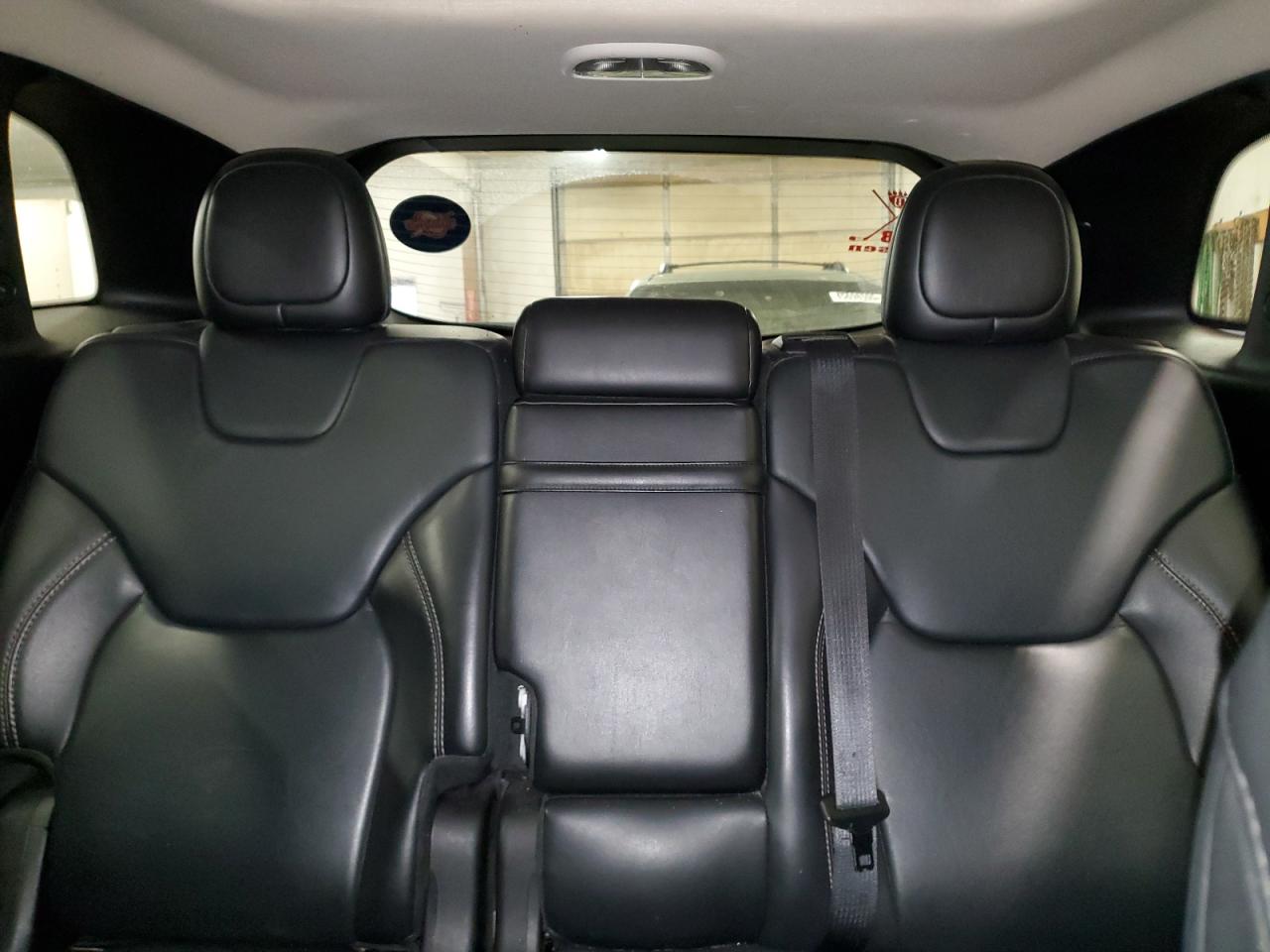 2016 Jeep Grand Cherokee - Image 10