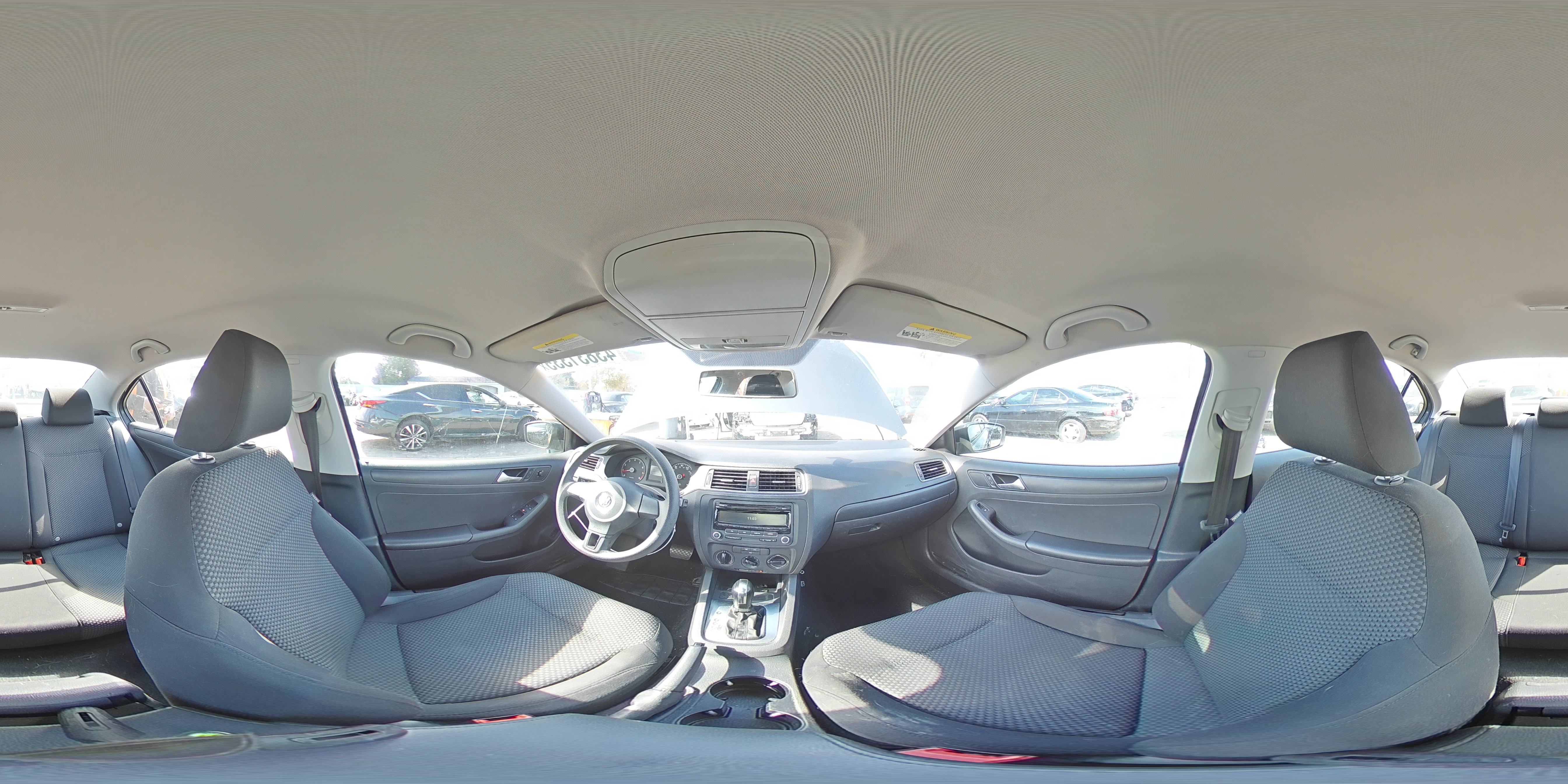 2014 Volkswagen Jetta - Image 13