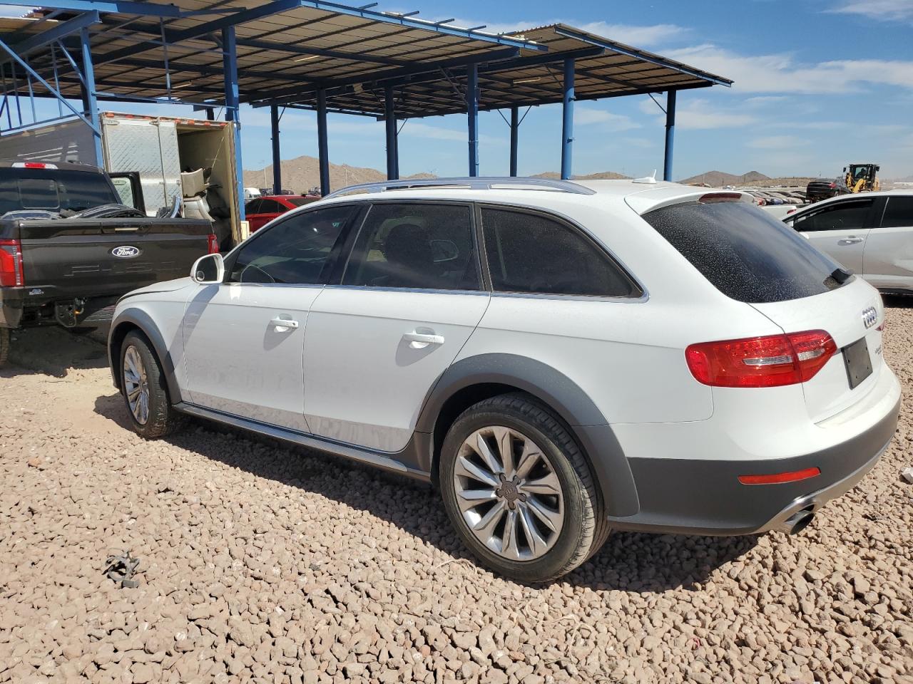 2015 Audi A4 - Image 2