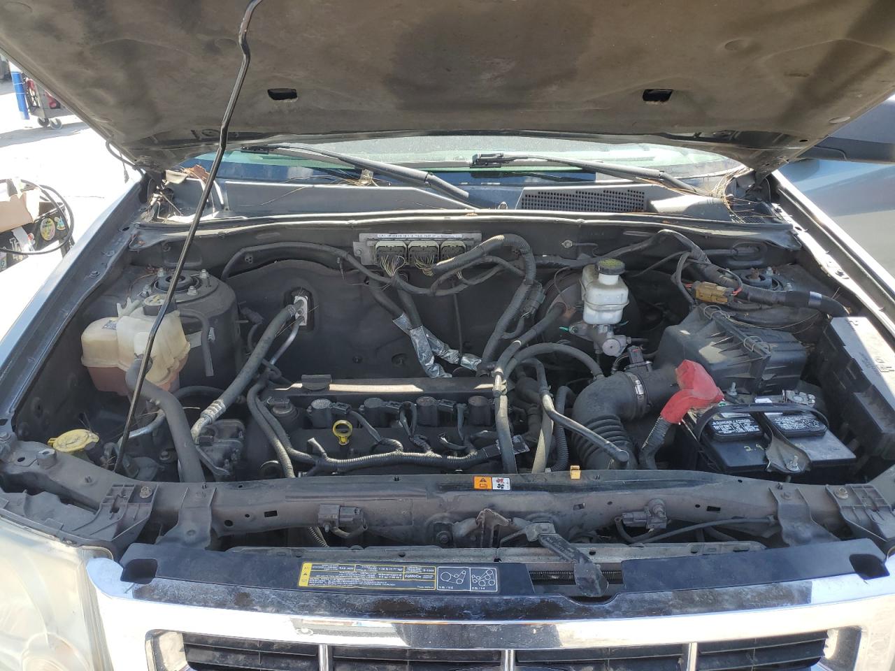 2011 Ford Escape - Image 12