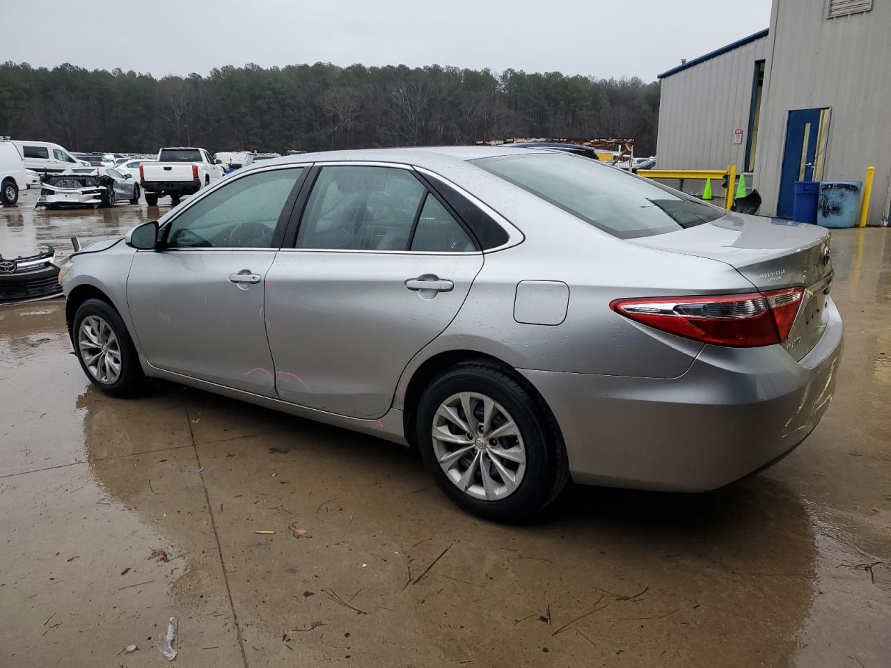 2015 Toyota Camry - Image 2