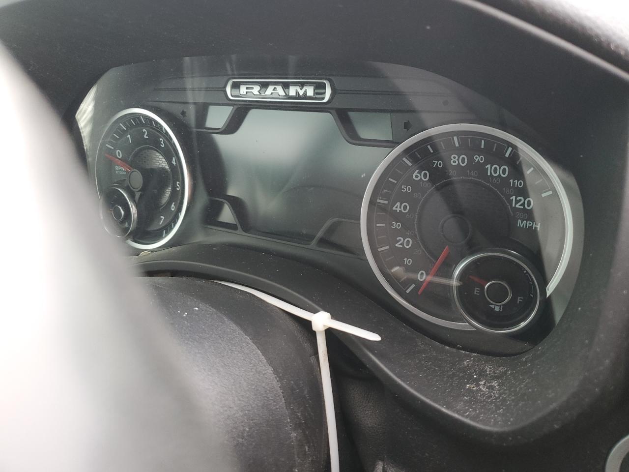 2019 RAM 1500 - Image 9