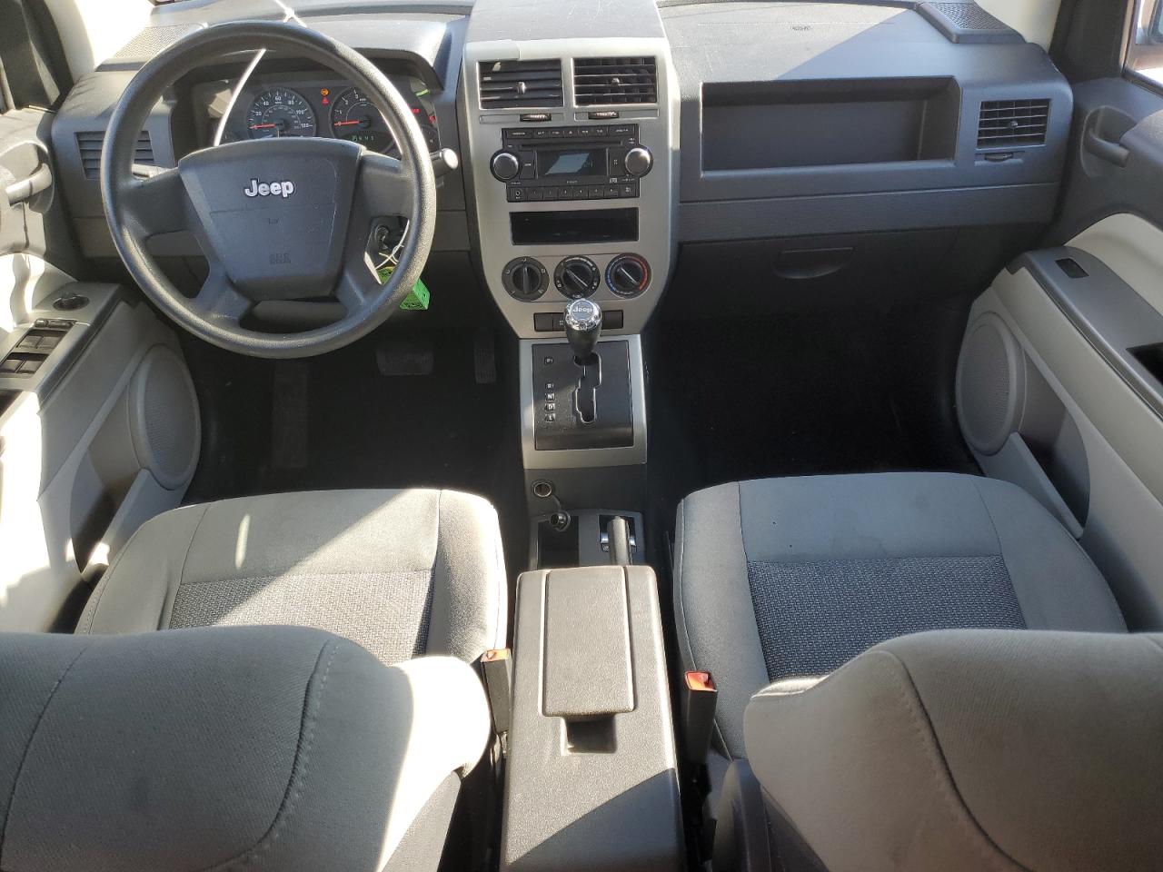2007 Jeep Compass - Image 8