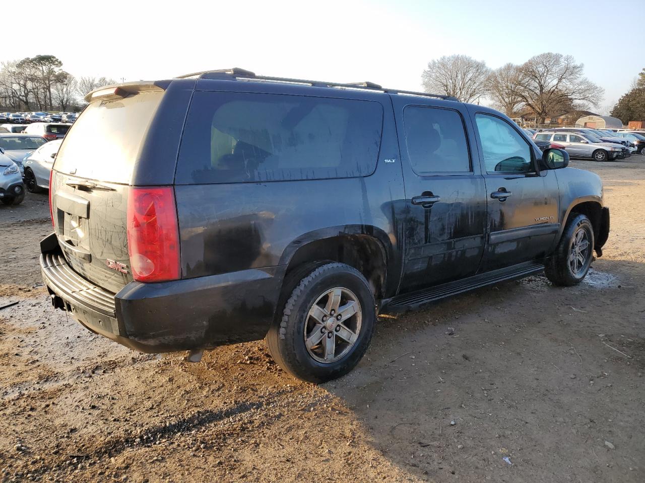 2014 GMC Yukon - Image 3