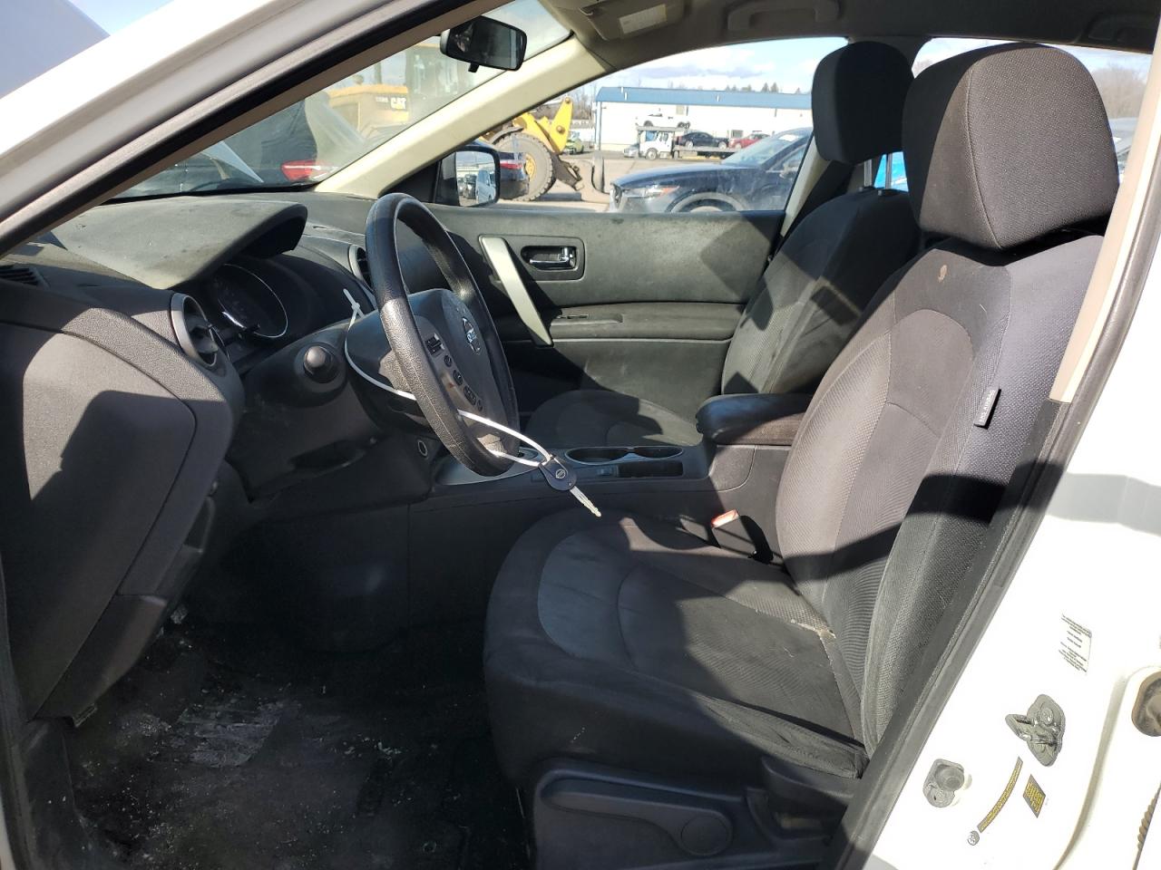 2014 Nissan Rogue - Image 7