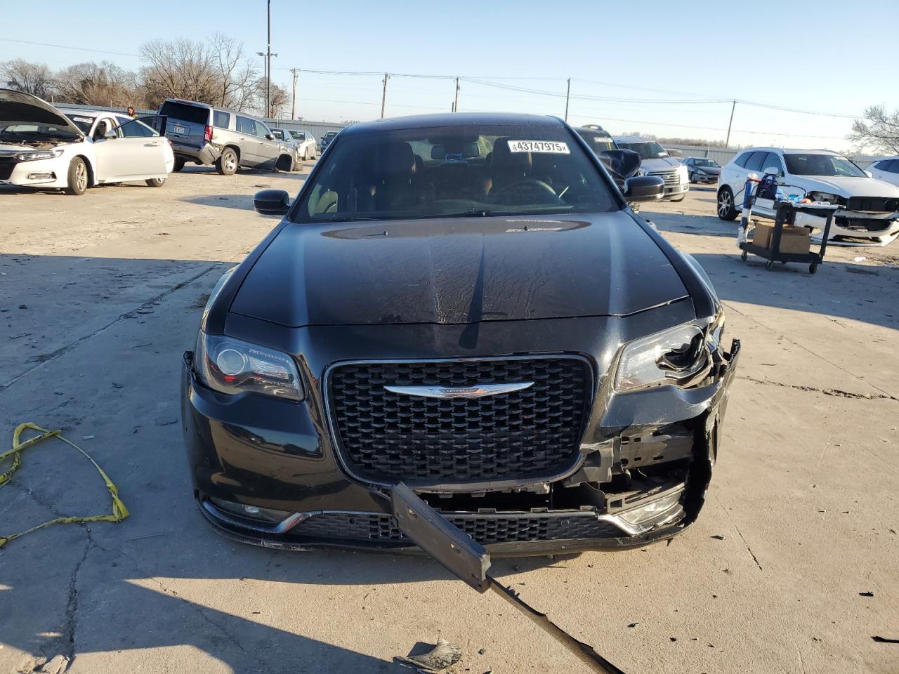 2018 Chrysler 300 - Image 4