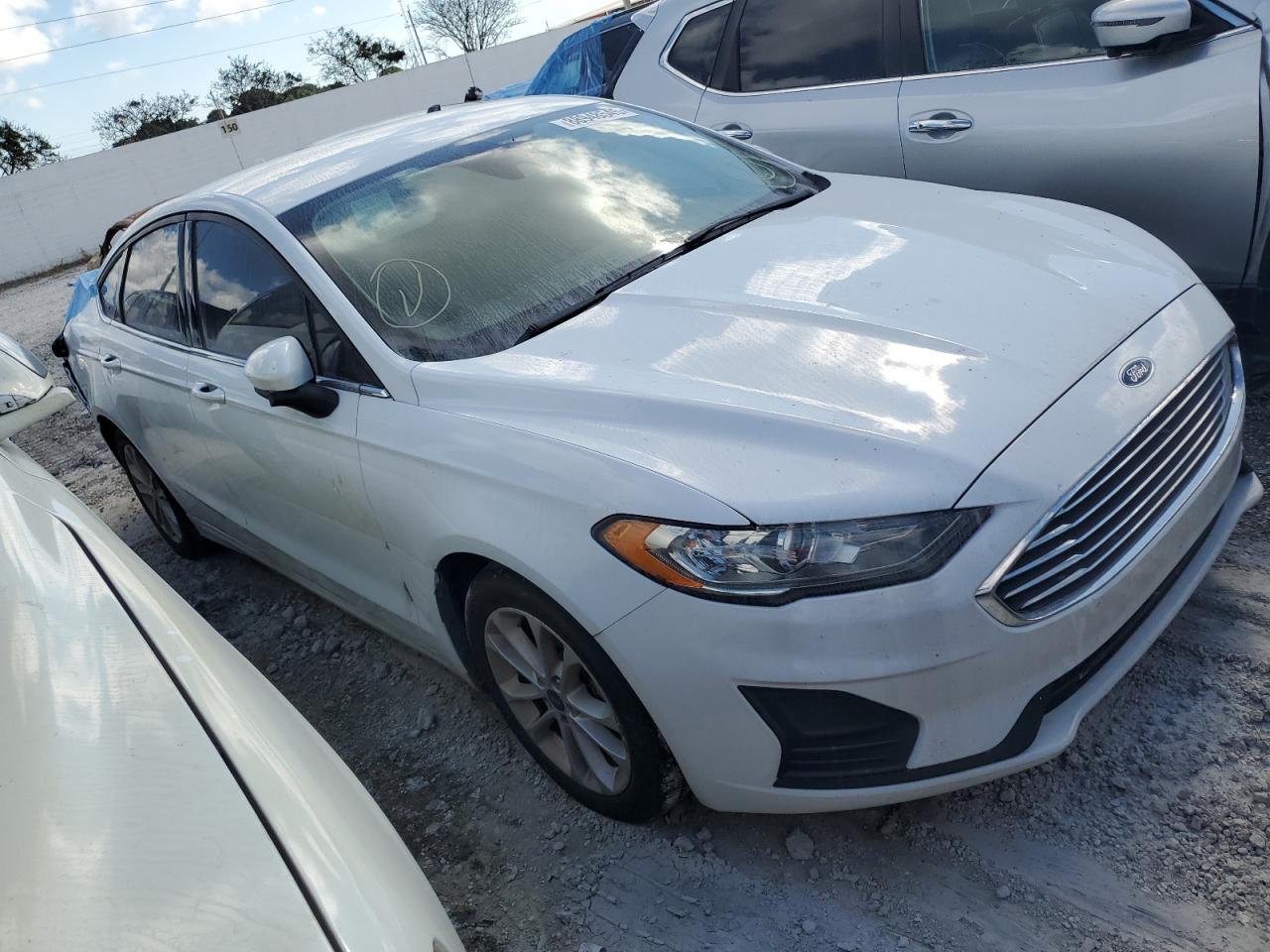 2019 Ford Fusion - Image 4