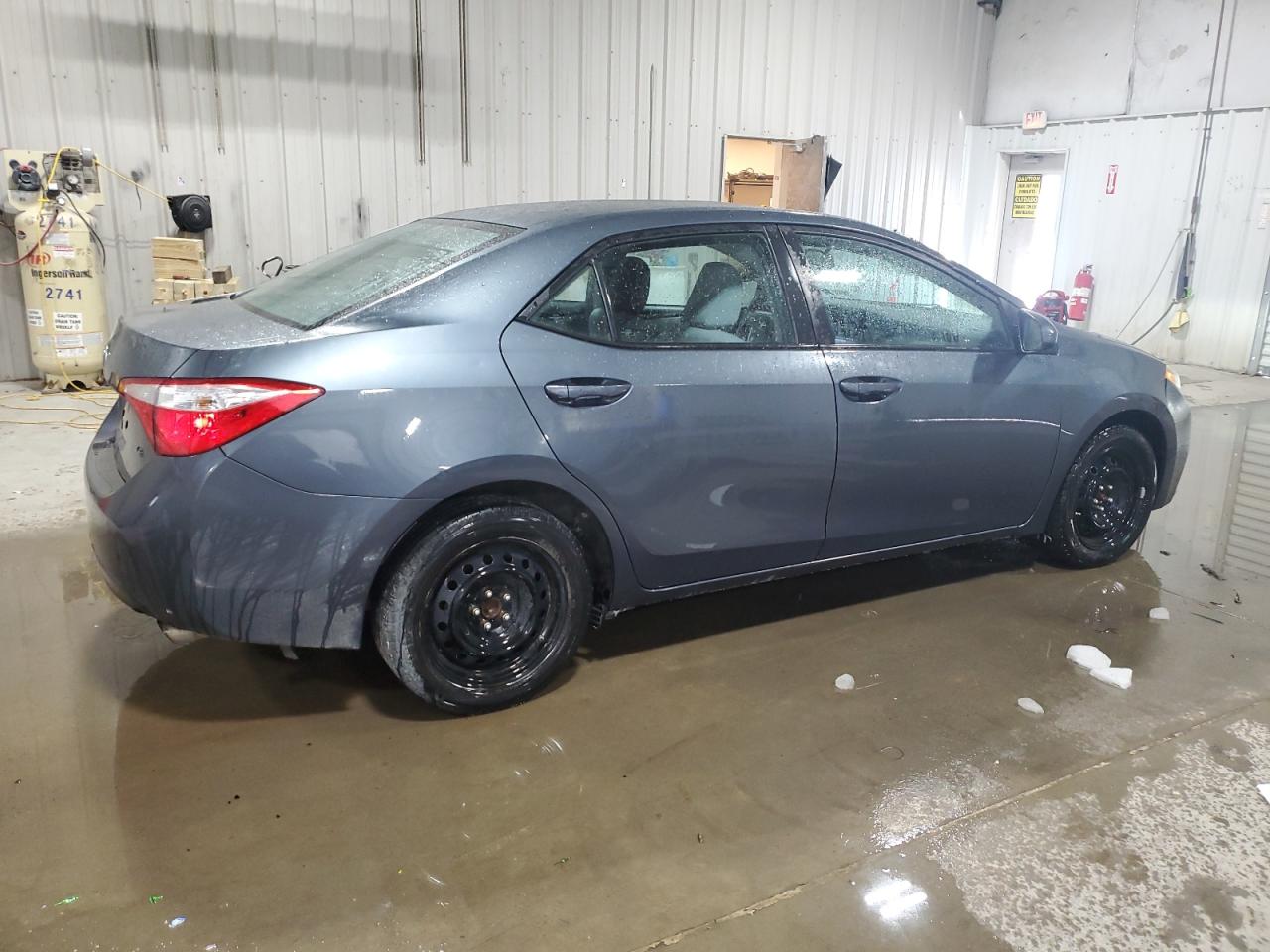 2015 Toyota Corolla - Image 3