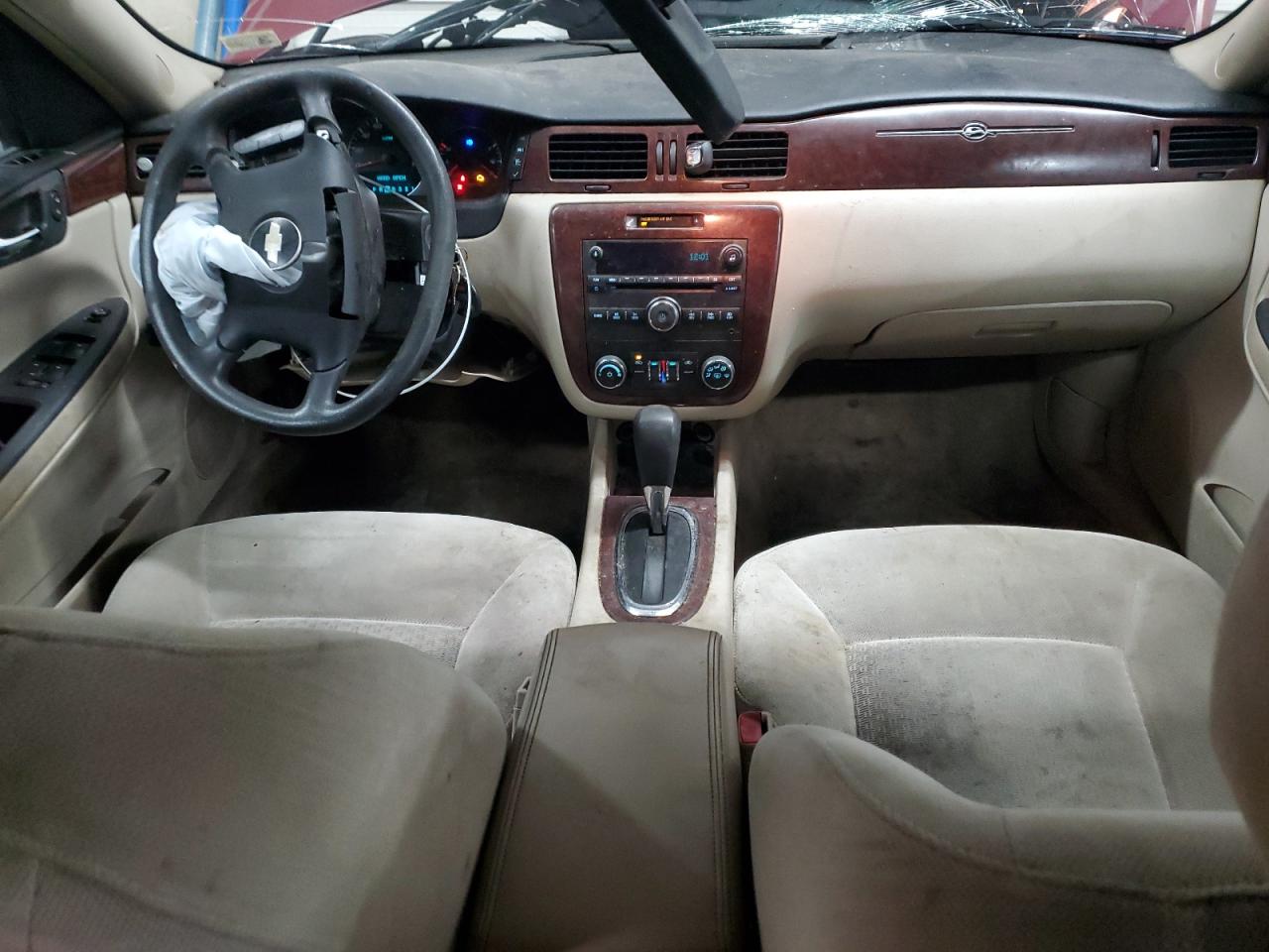 2009 Chevrolet Impala - Image 8